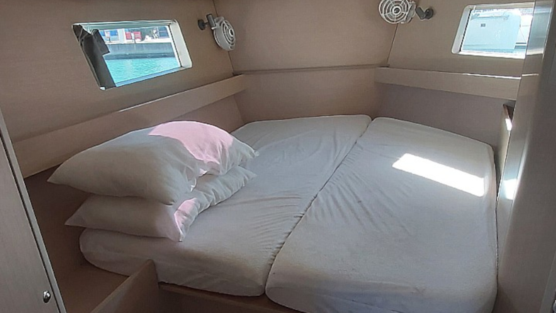 Photo #13 - Oceanis 41.1 (Nafsika) in Lefkada - 16285