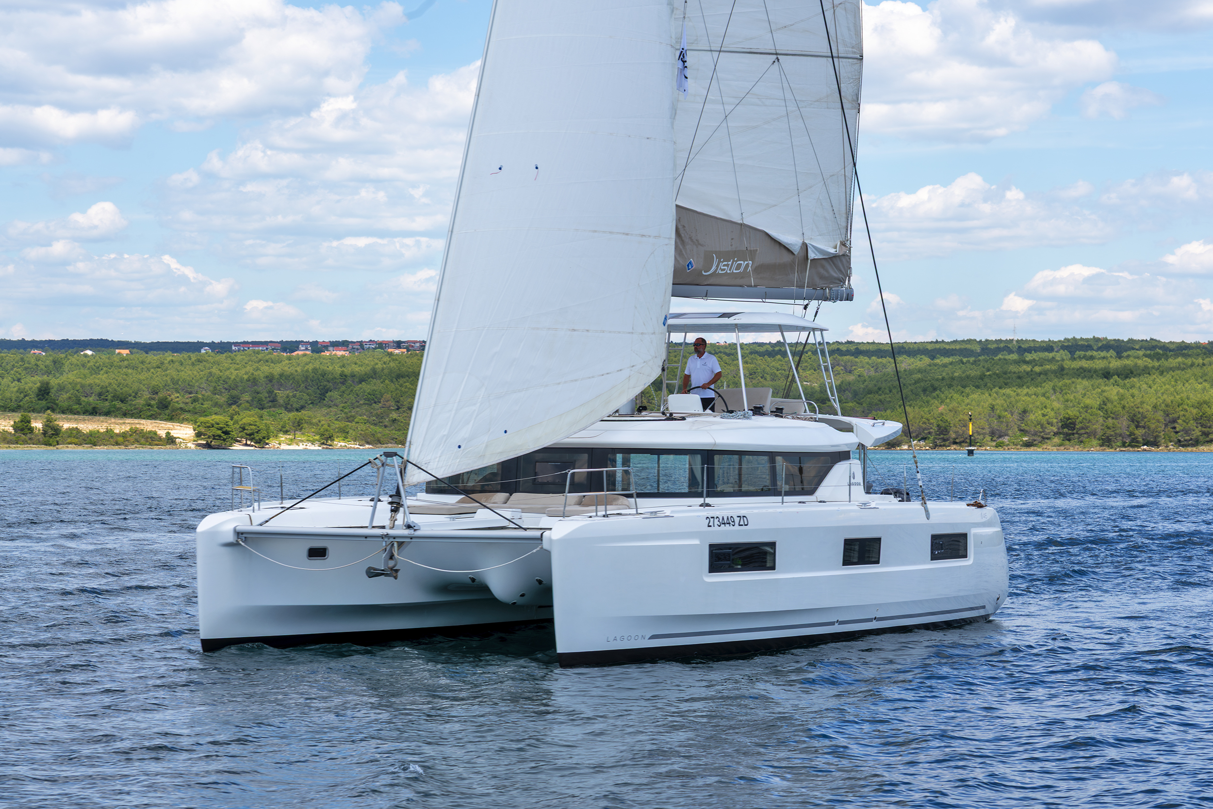 Lagoon 46 & GEN & WM — photo 7