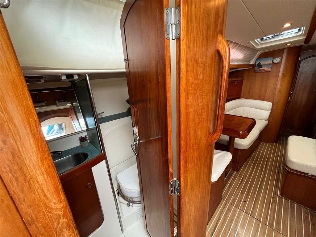 Sun Odyssey 43 — photo 26