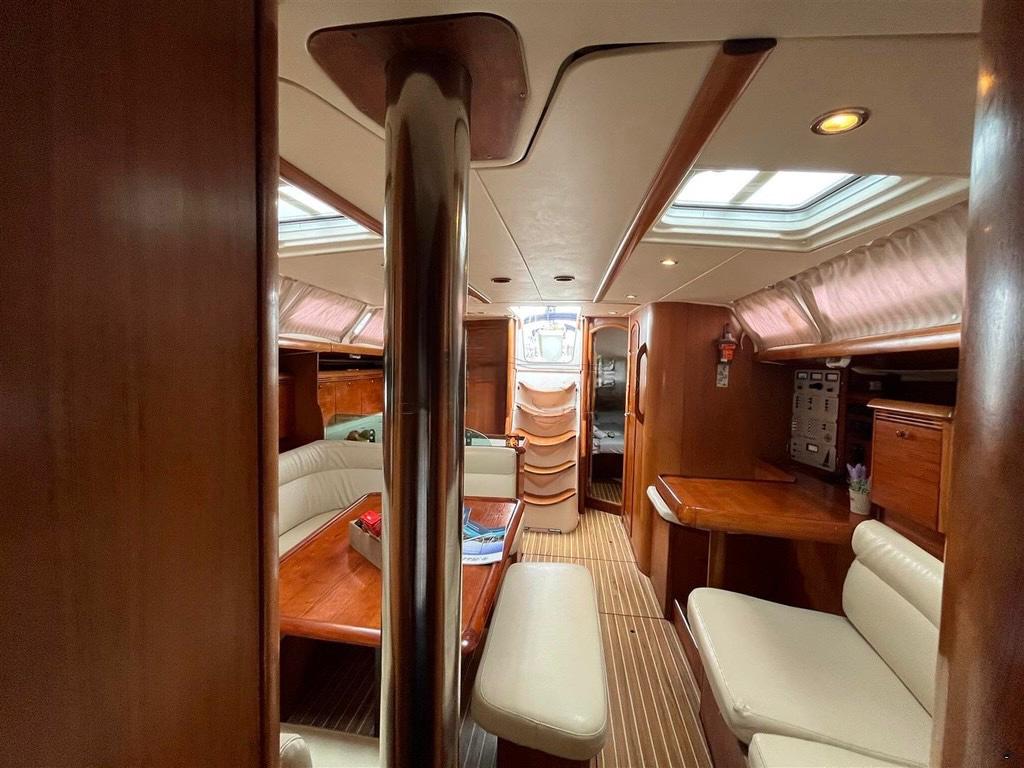 Sun Odyssey 43 — photo 11