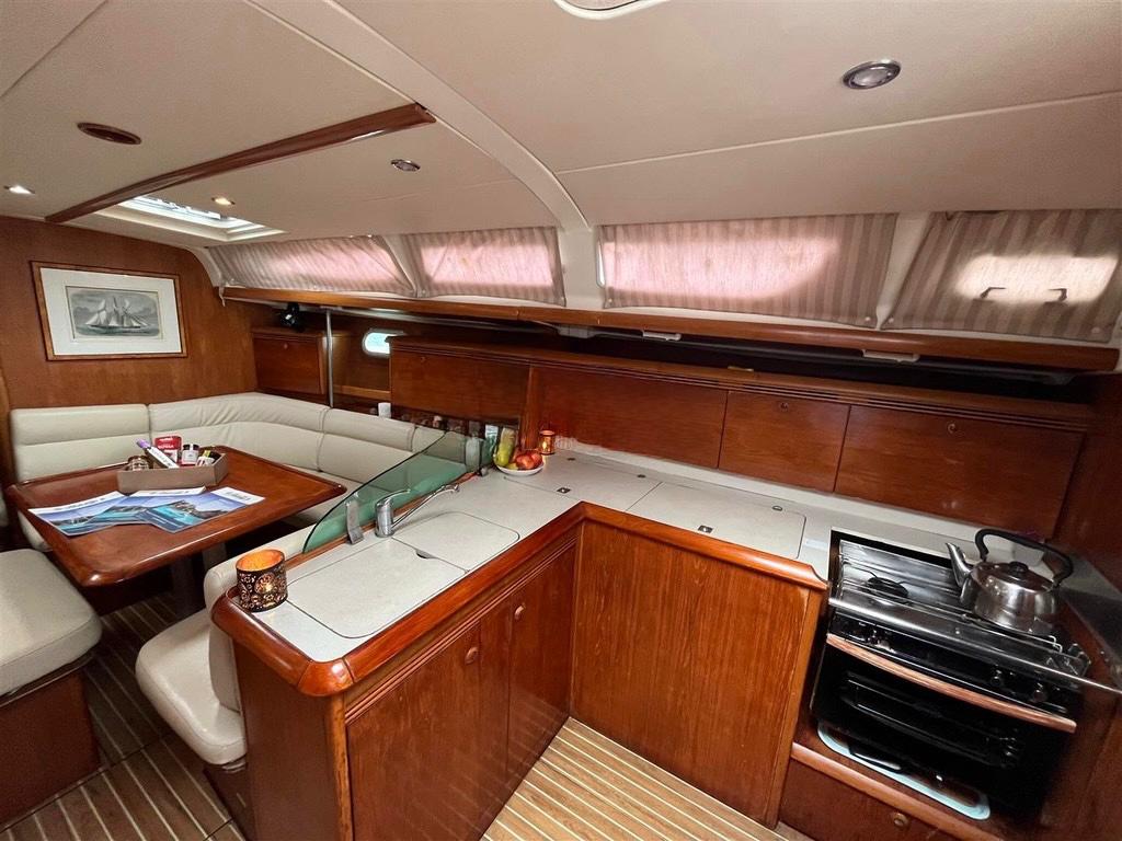 Sun Odyssey 43 — photo 20