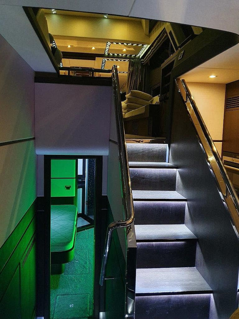 Galeon 700 Skydeck — photo 6