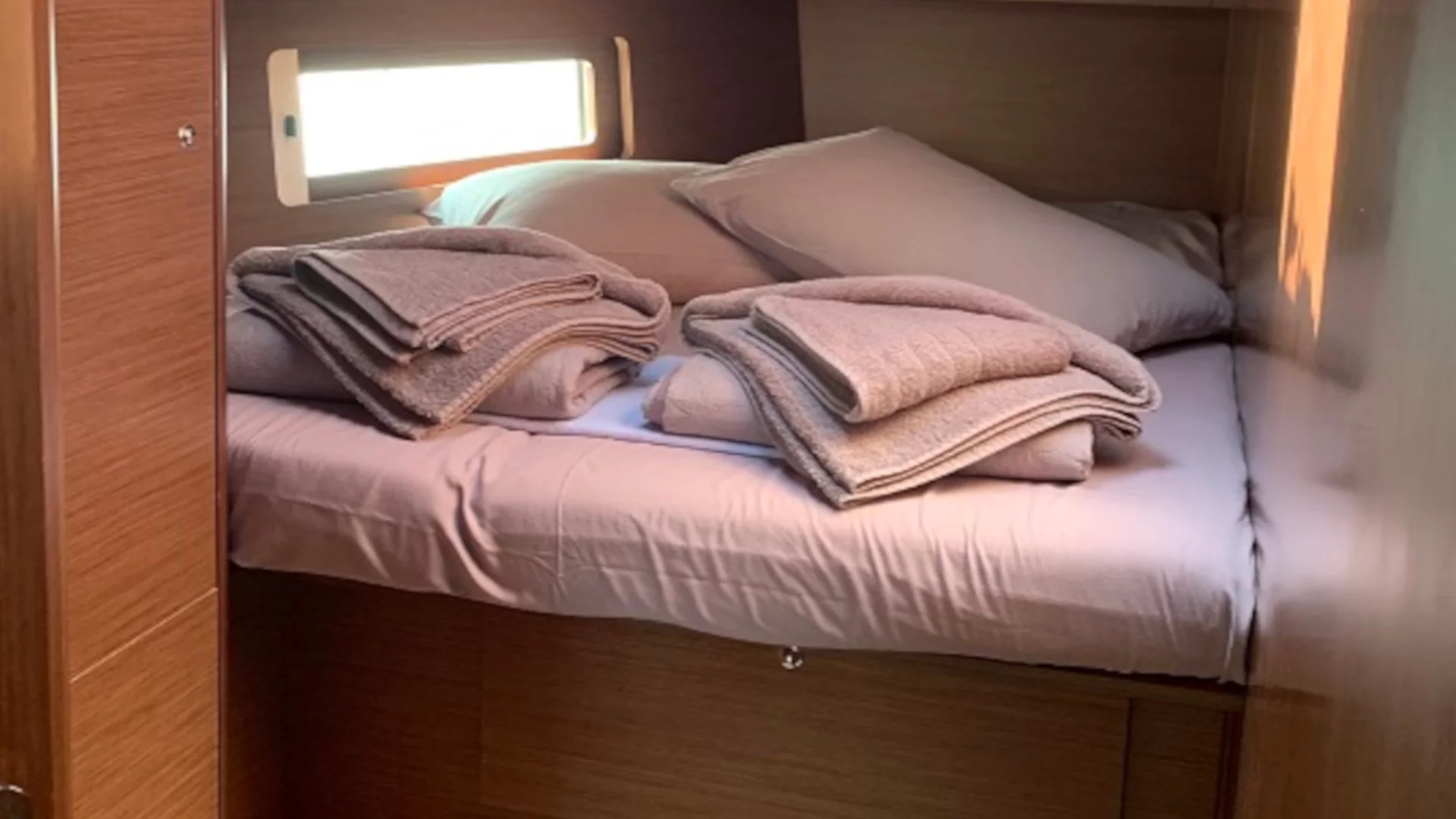 Oceanis 46.1 (Free of Charge 1 SUP) (SERENITY)  - 17