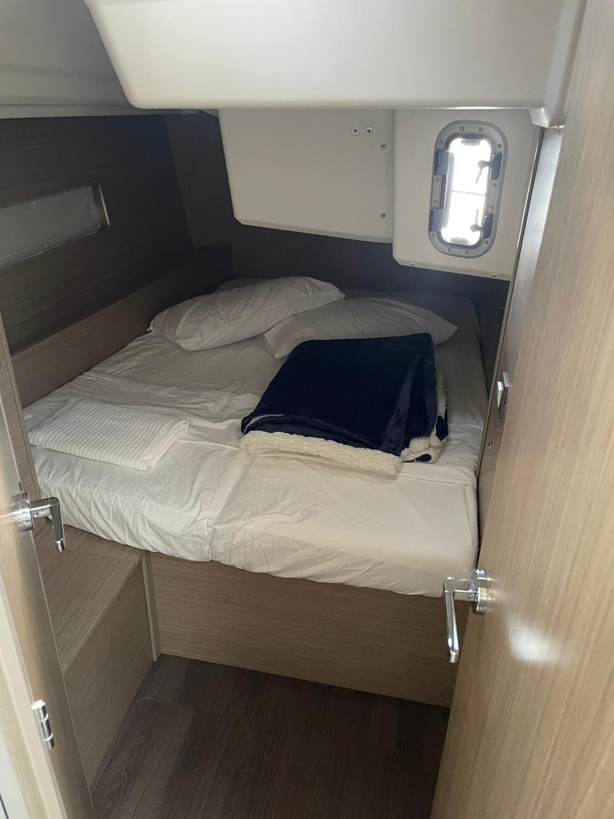 Oceanis 40.1 — photo 9