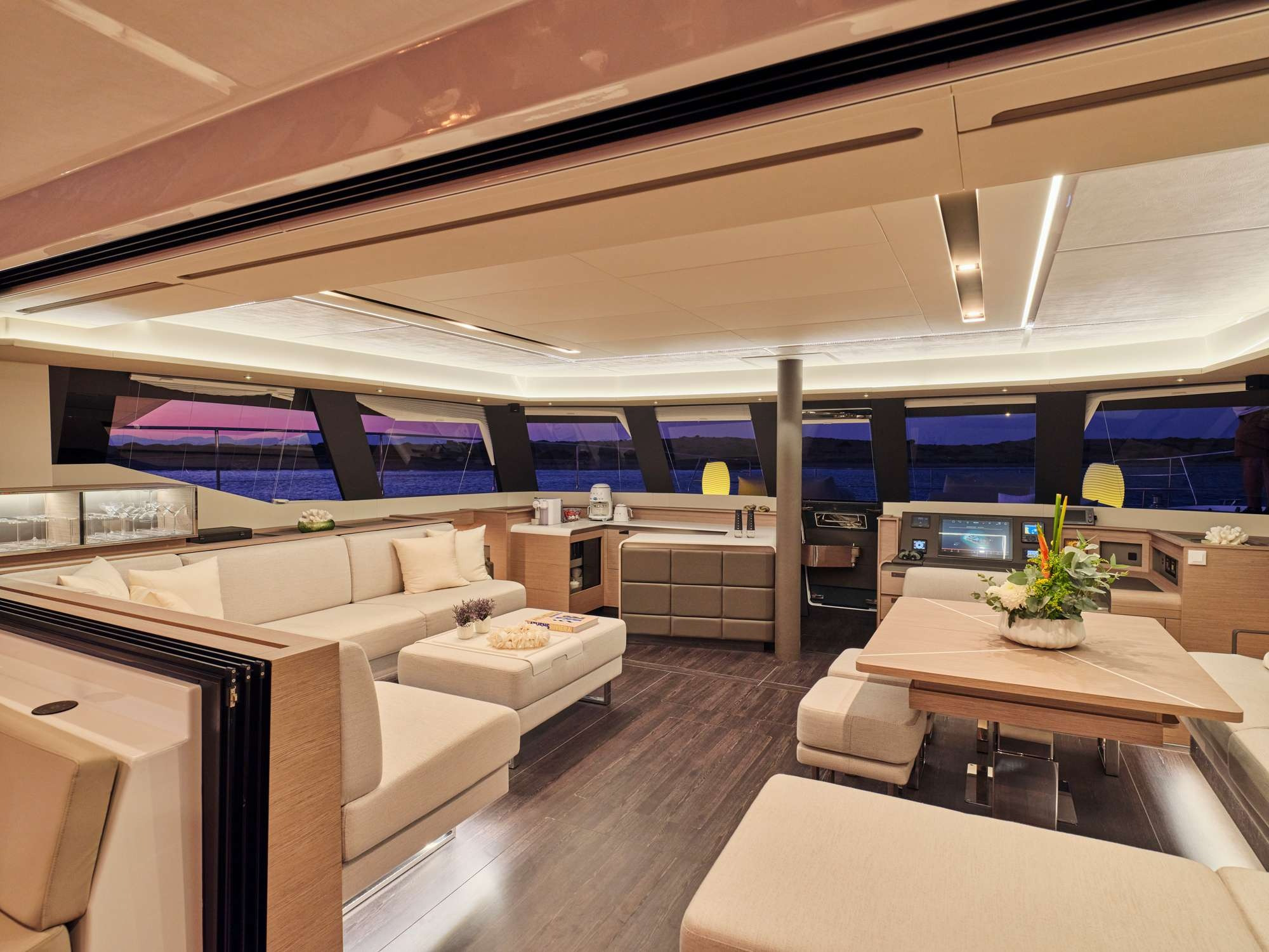 Fountaine Pajot Power Alegria 67 (4 cab) — photo 9