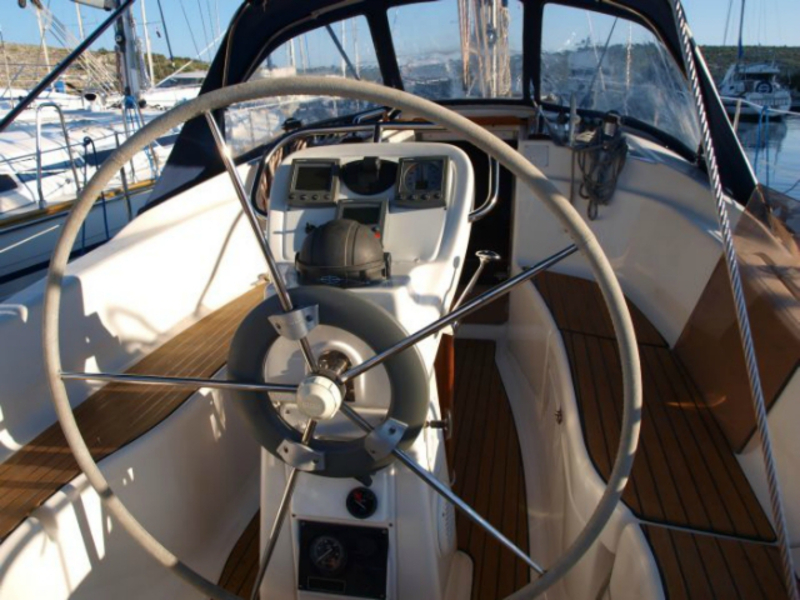 Photo #3 - Bavaria 32 (Sea Star) en Primosten - 24843