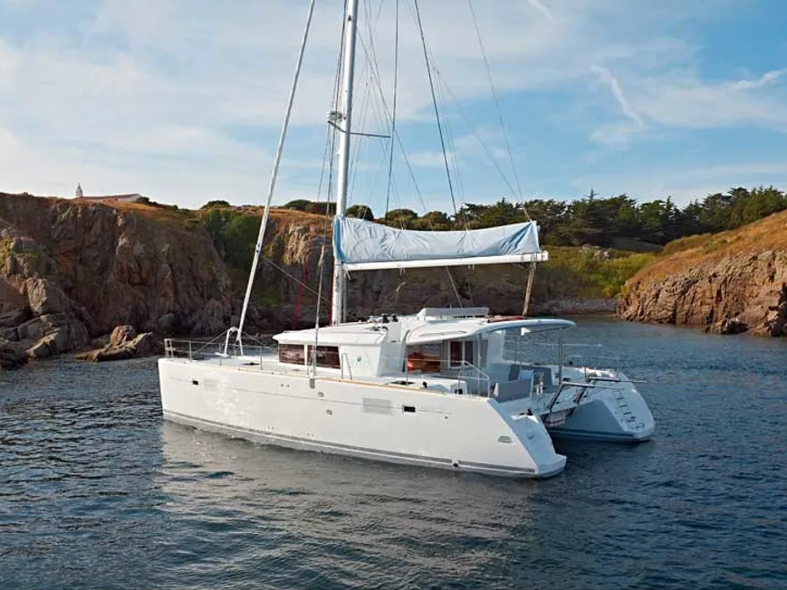 Lagoon 450 F — photo 4