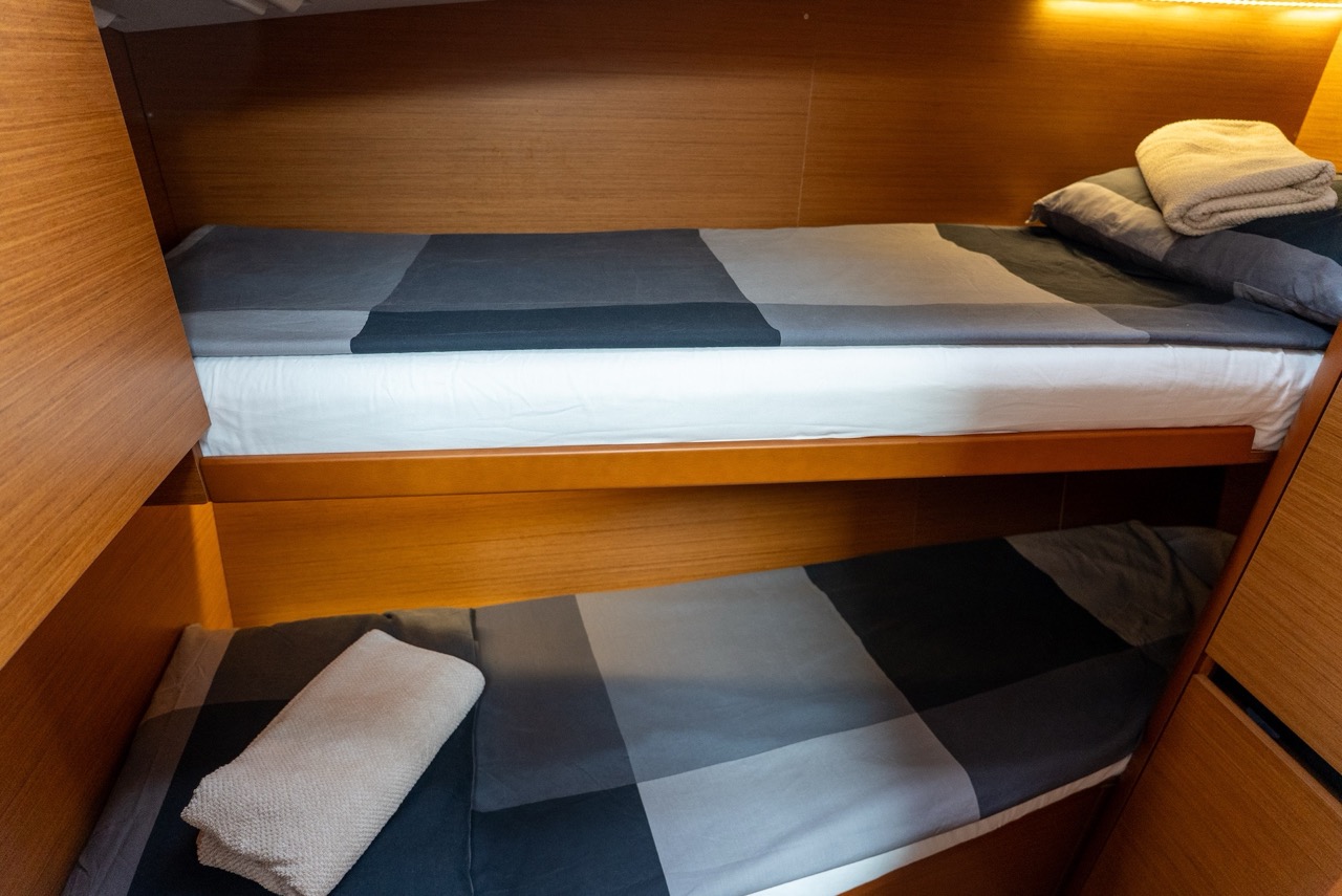 Sun Odyssey 490 — photo 11