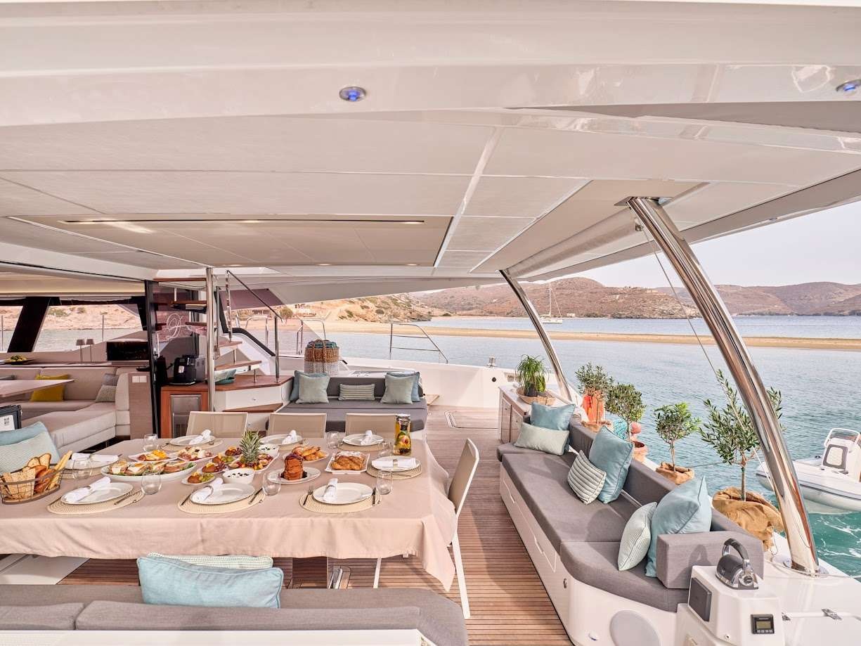 Fountaine Pajot Alegria 67 (5 cab) — photo 6