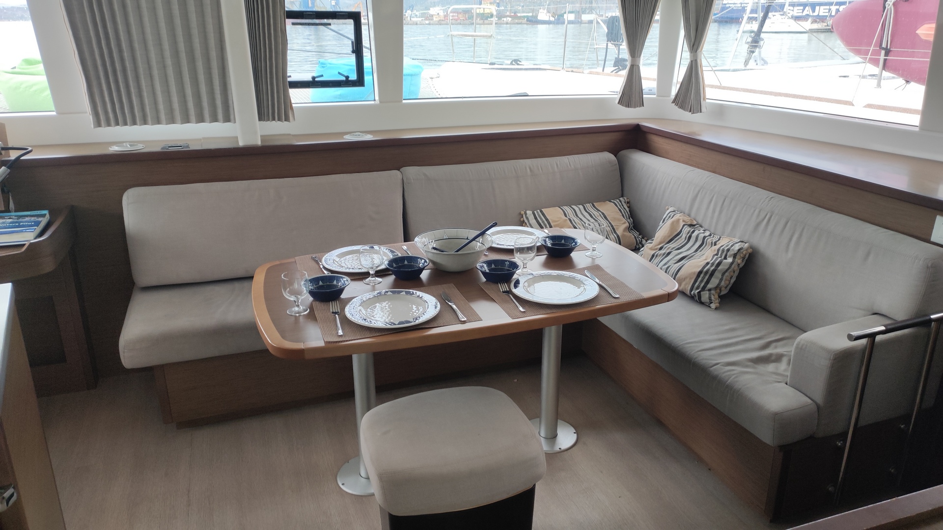 Photo #22 - Lagoon 450 Flybridge (Alex Jr.) in Volos - 24067