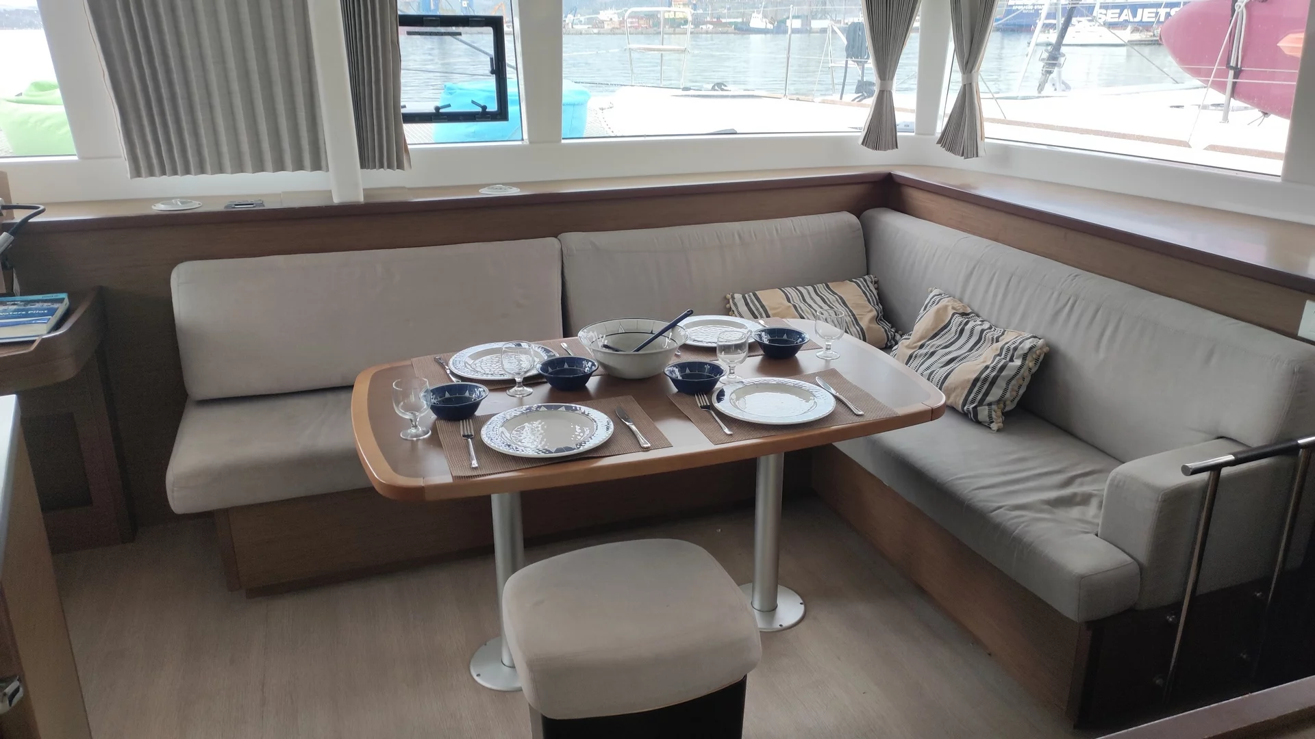 Lagoon 450 Flybridge (Alex Jr.)  - 21