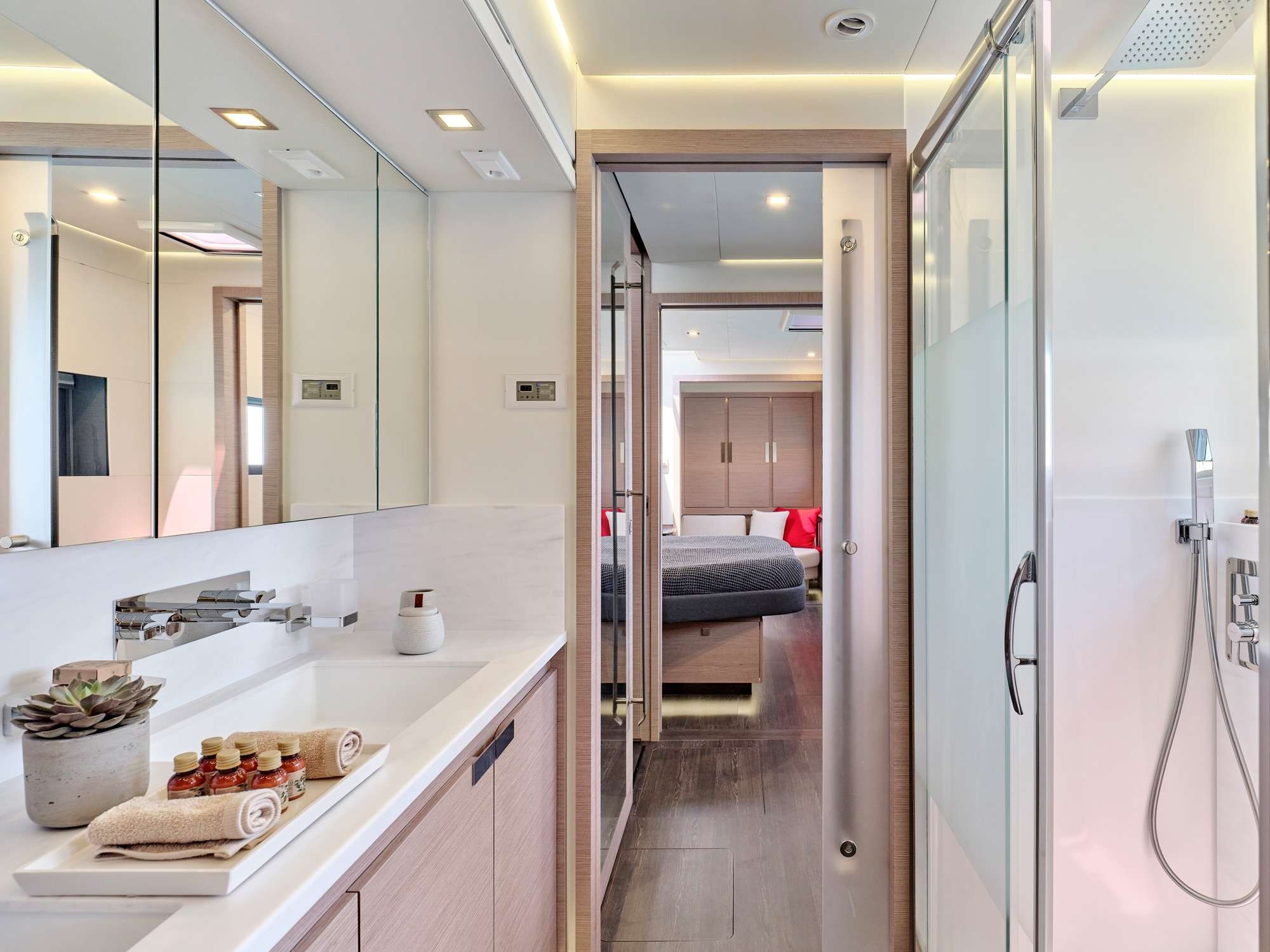 Fountaine Pajot Alegria 67 (4 cab) — photo 6