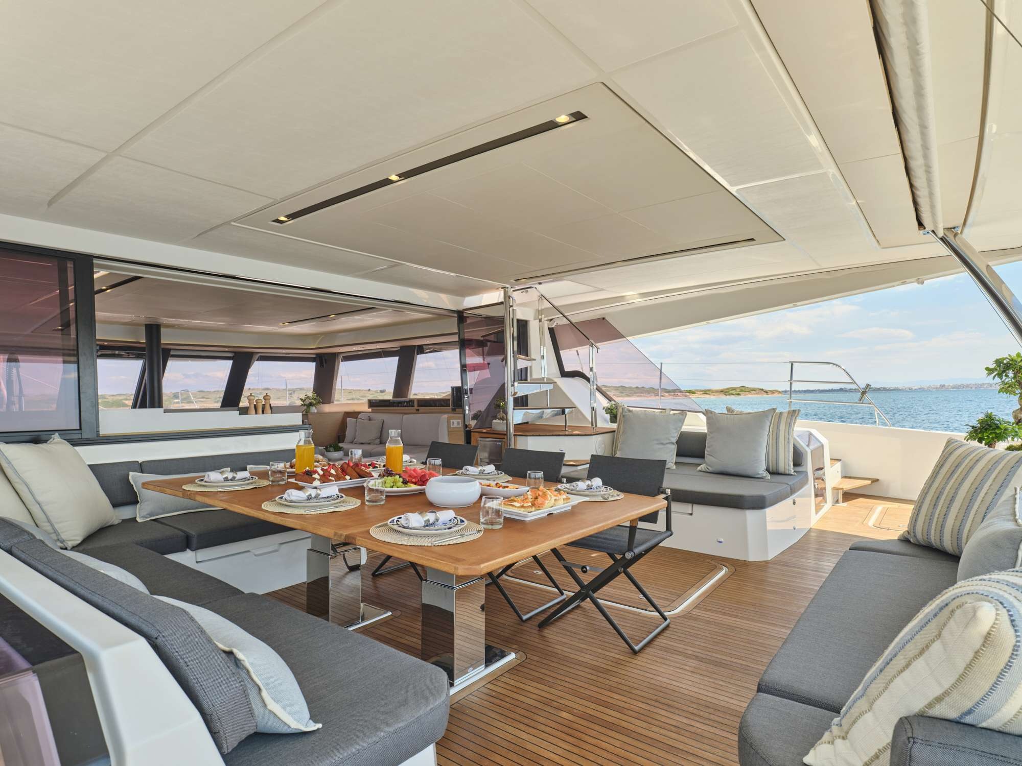 Fountaine Pajot Alegria 67 (5 cab) — photo 2