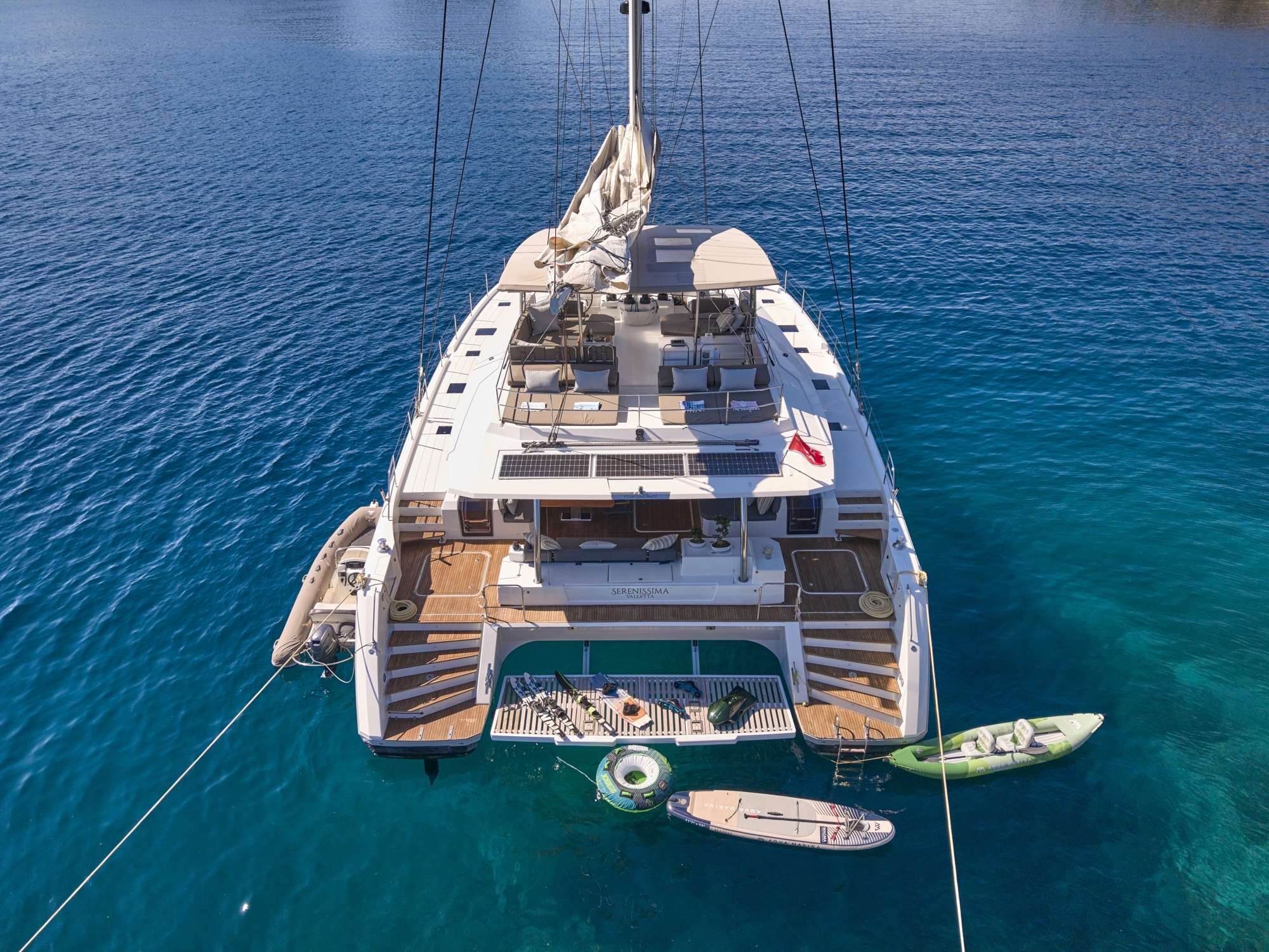Fountaine Pajot Alegria 67 (5 cab) — photo 8