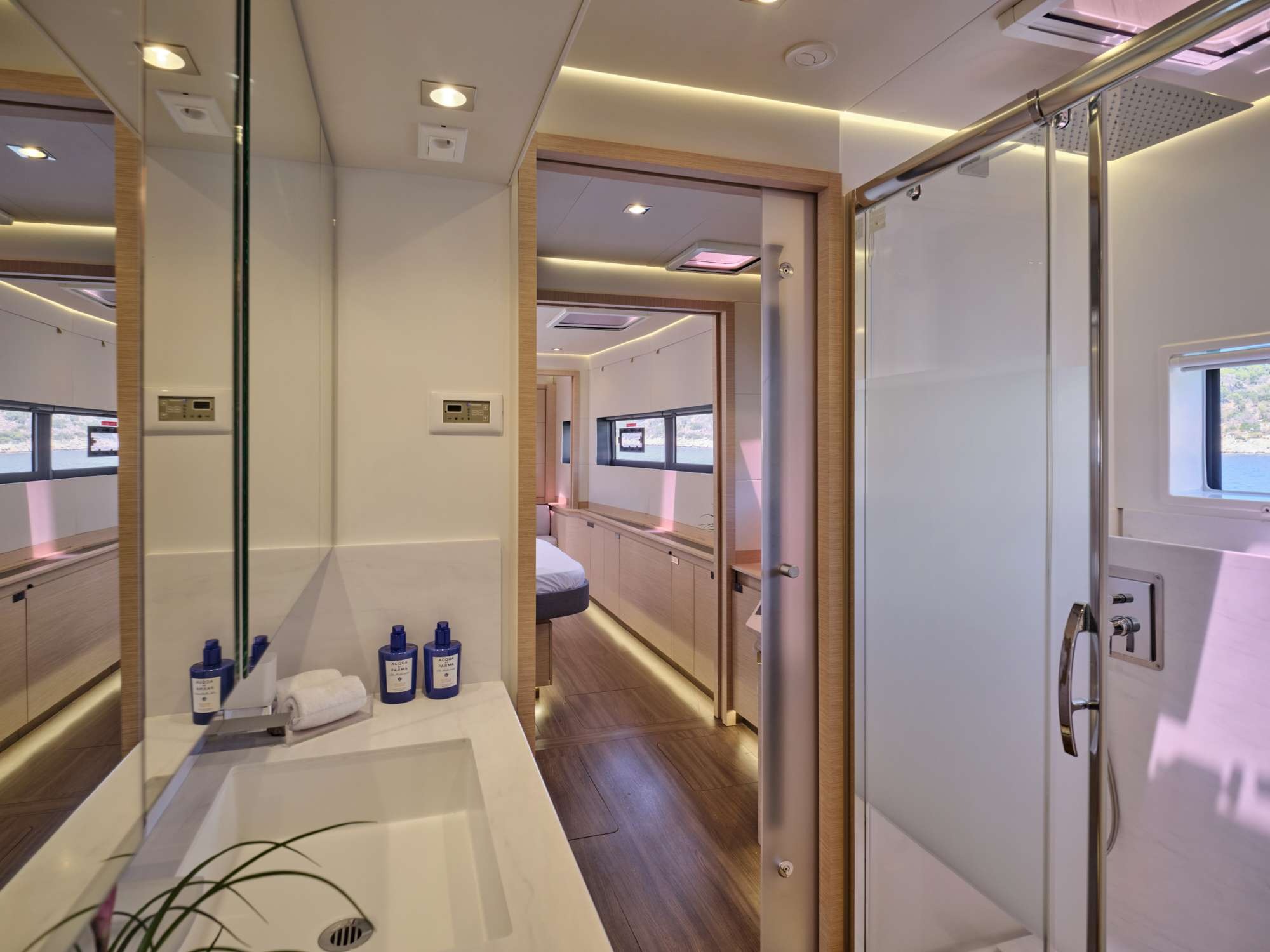 Fountaine Pajot Alegria 67 (5 cab) — photo 9