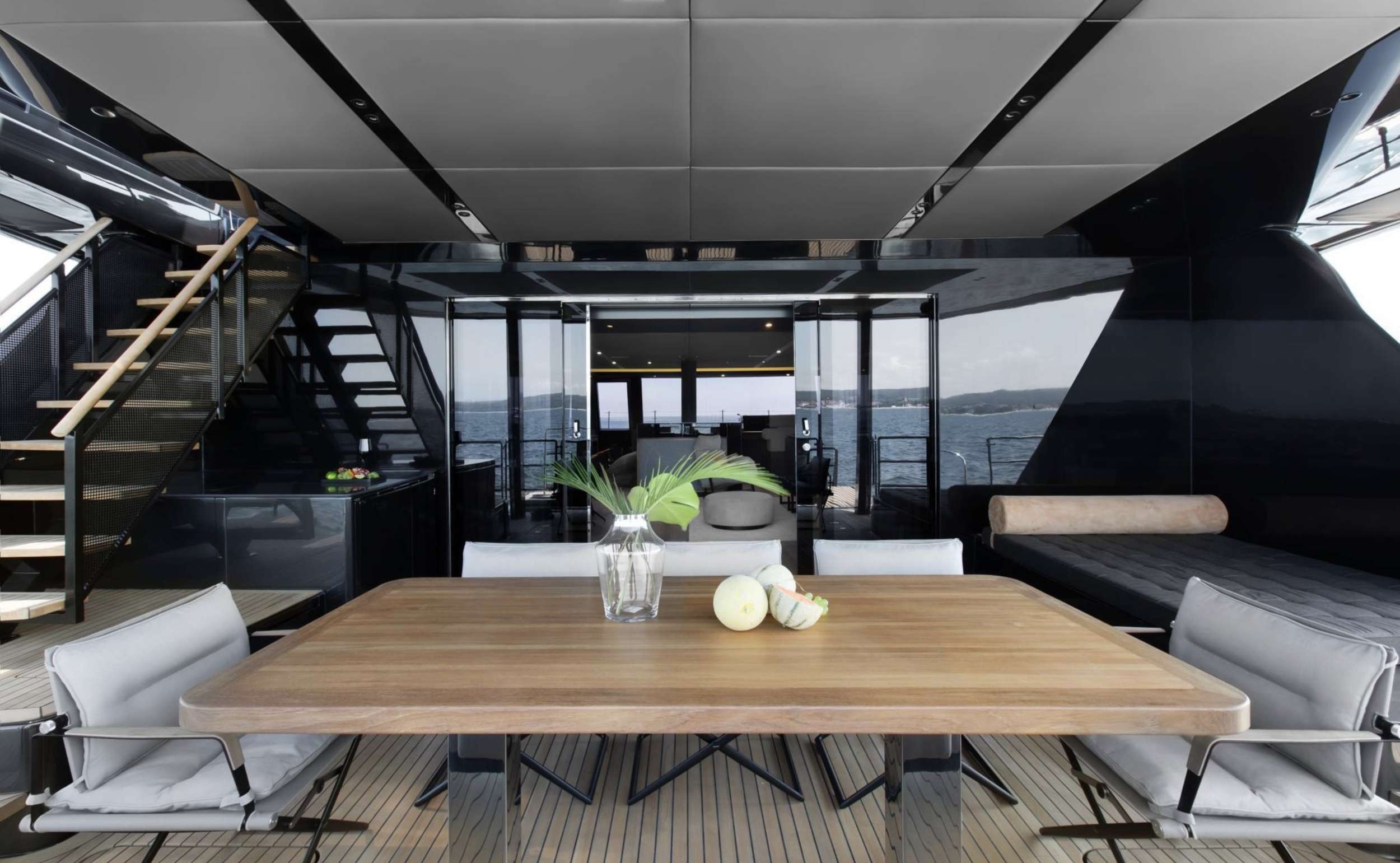 Sunreef 80 (4 cab) — photo 10