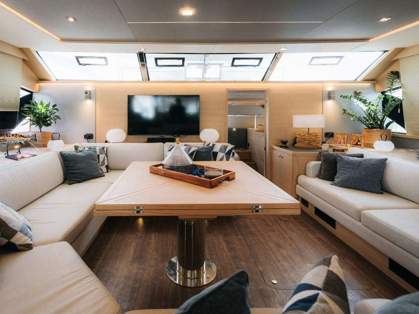 Aquila 54 Yacht — photo 5