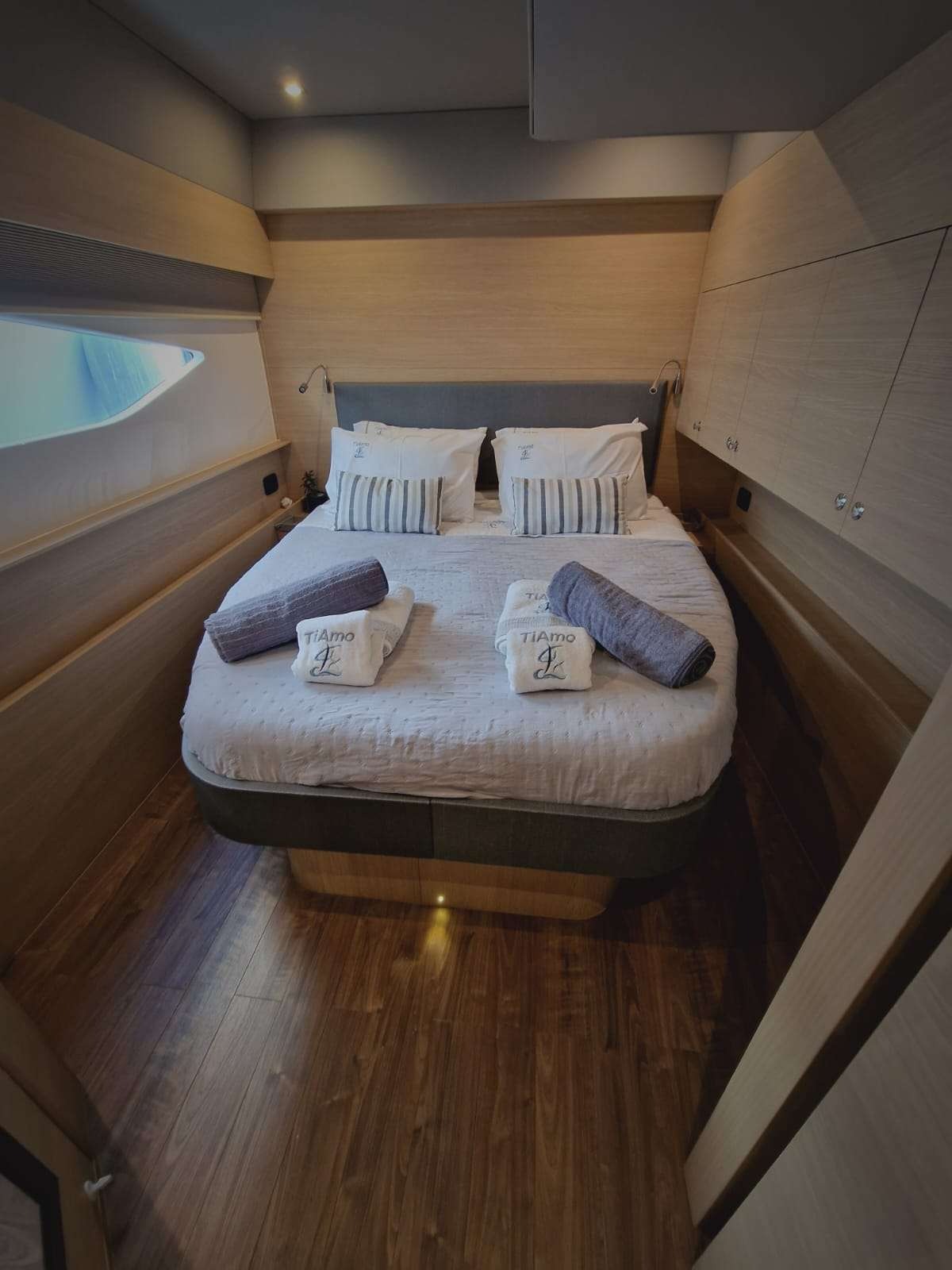 Aquila 54 Yacht — photo 7