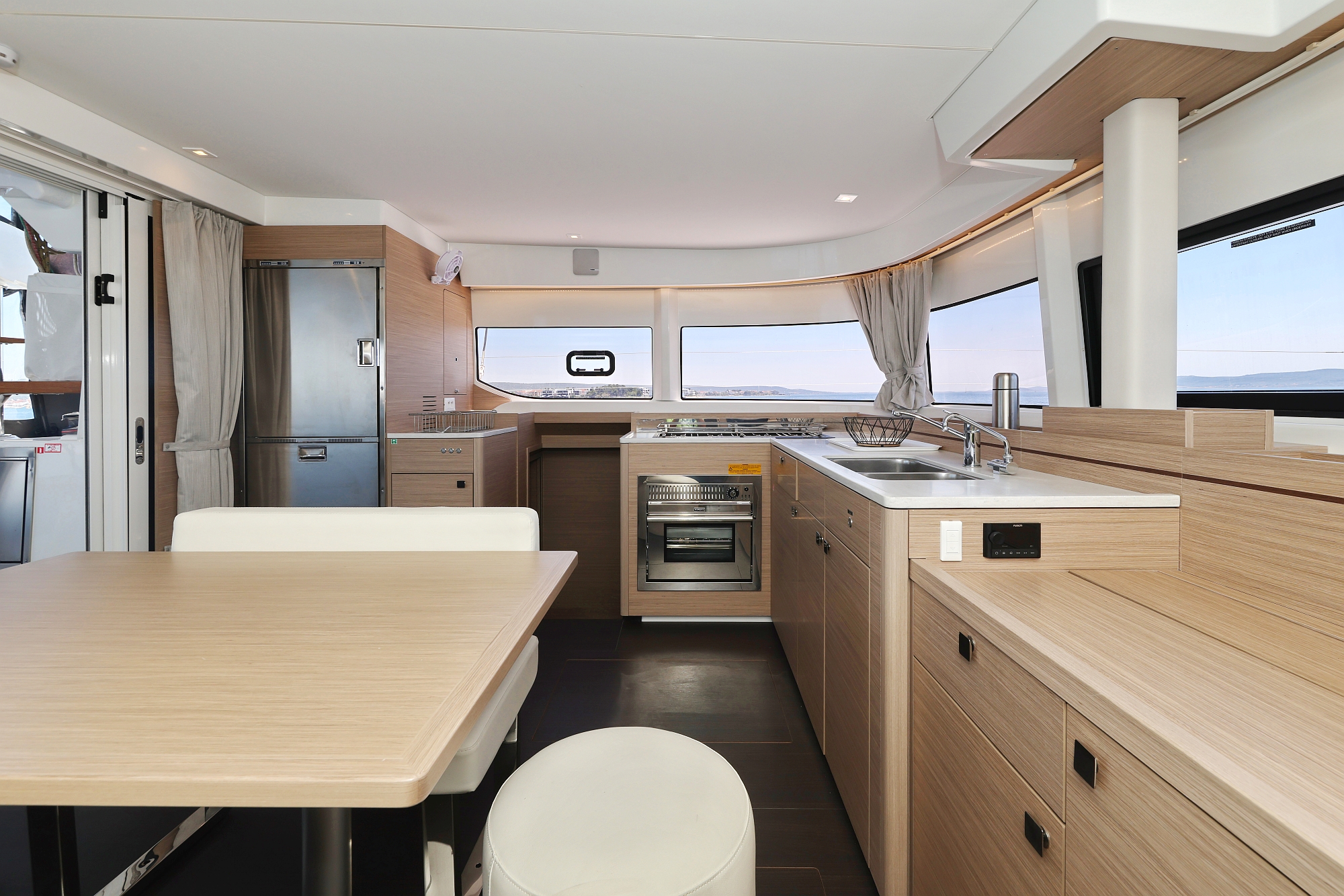 Lagoon 43 — photo 90