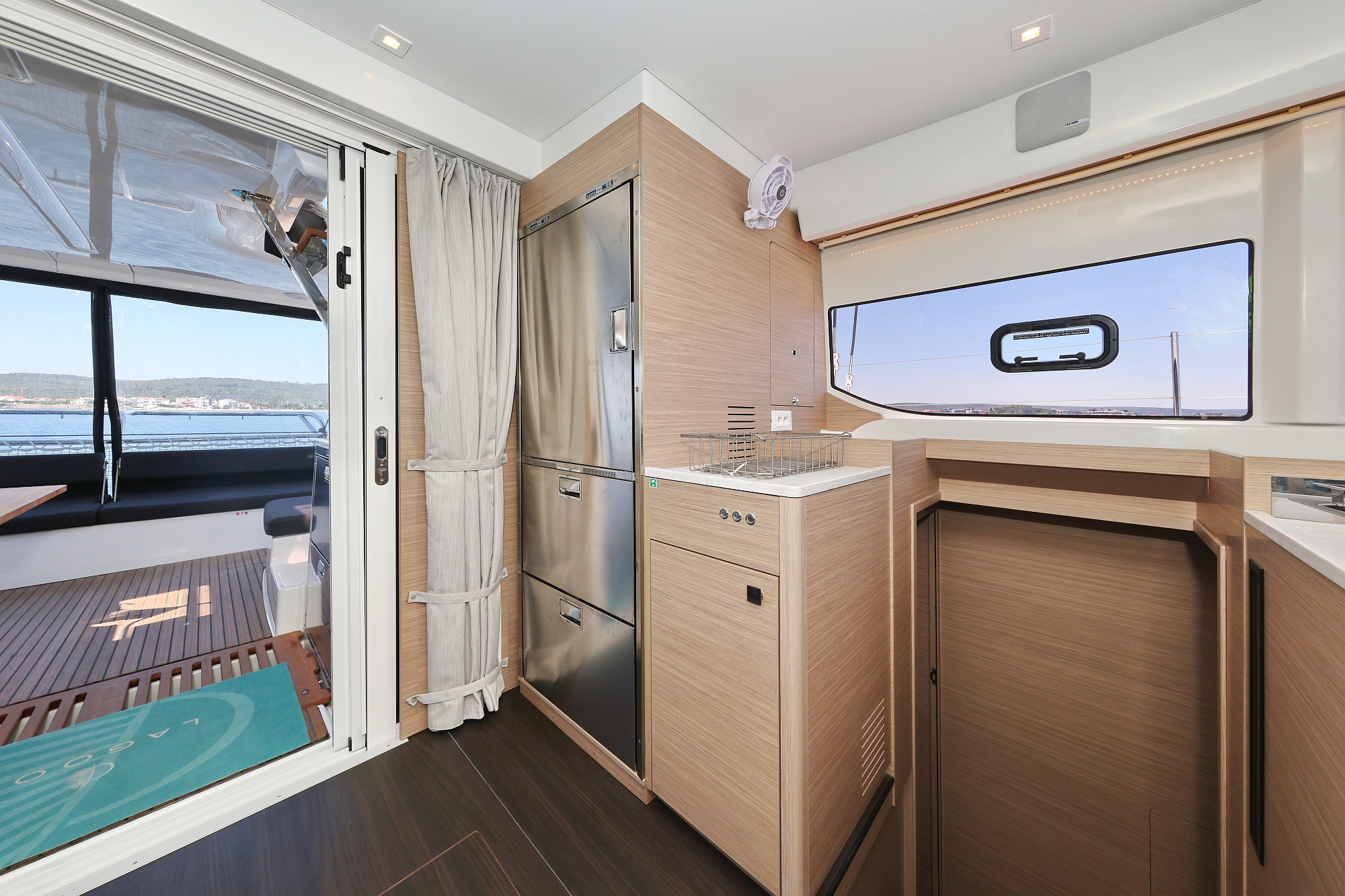 Lagoon 43 — photo 14