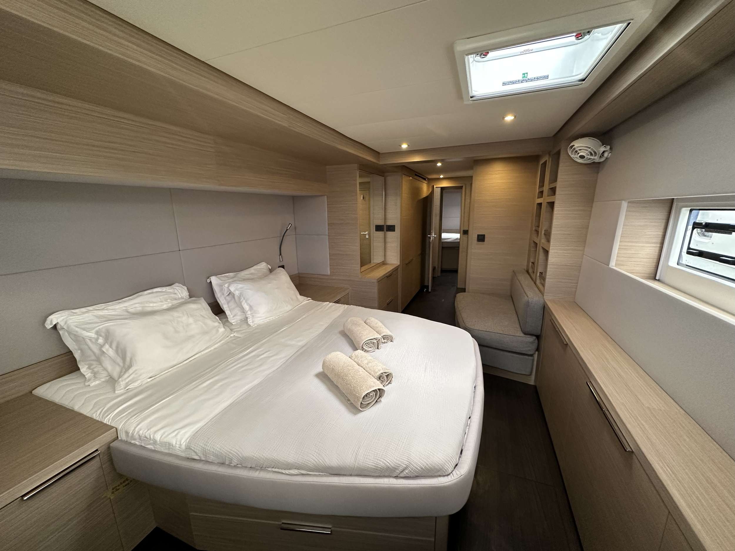 Lagoon 55 — photo 2