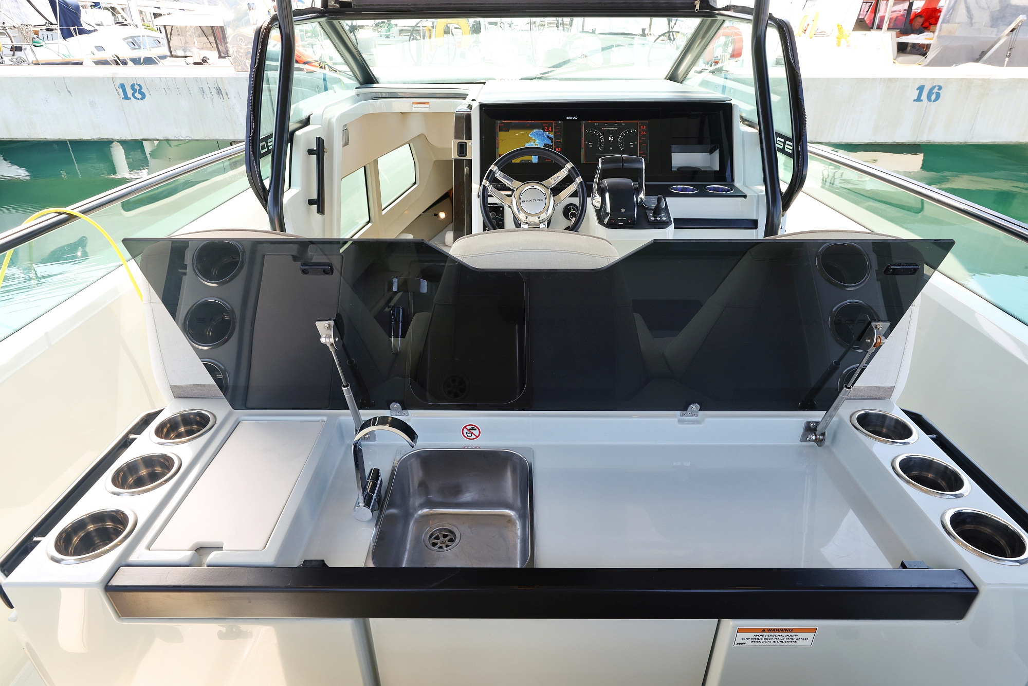 Saxdor 320 GTO — photo 26