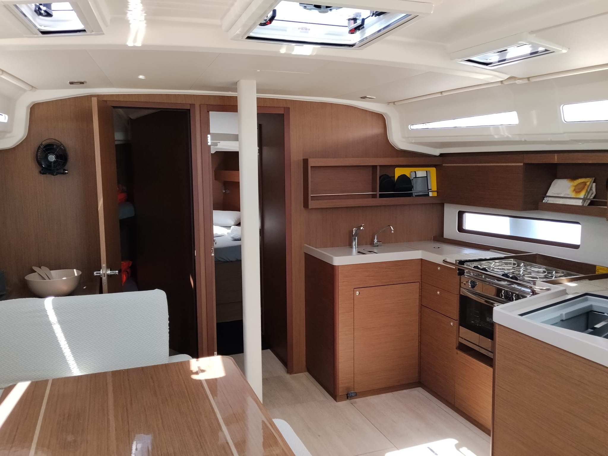 Oceanis 40.1 — photo 2