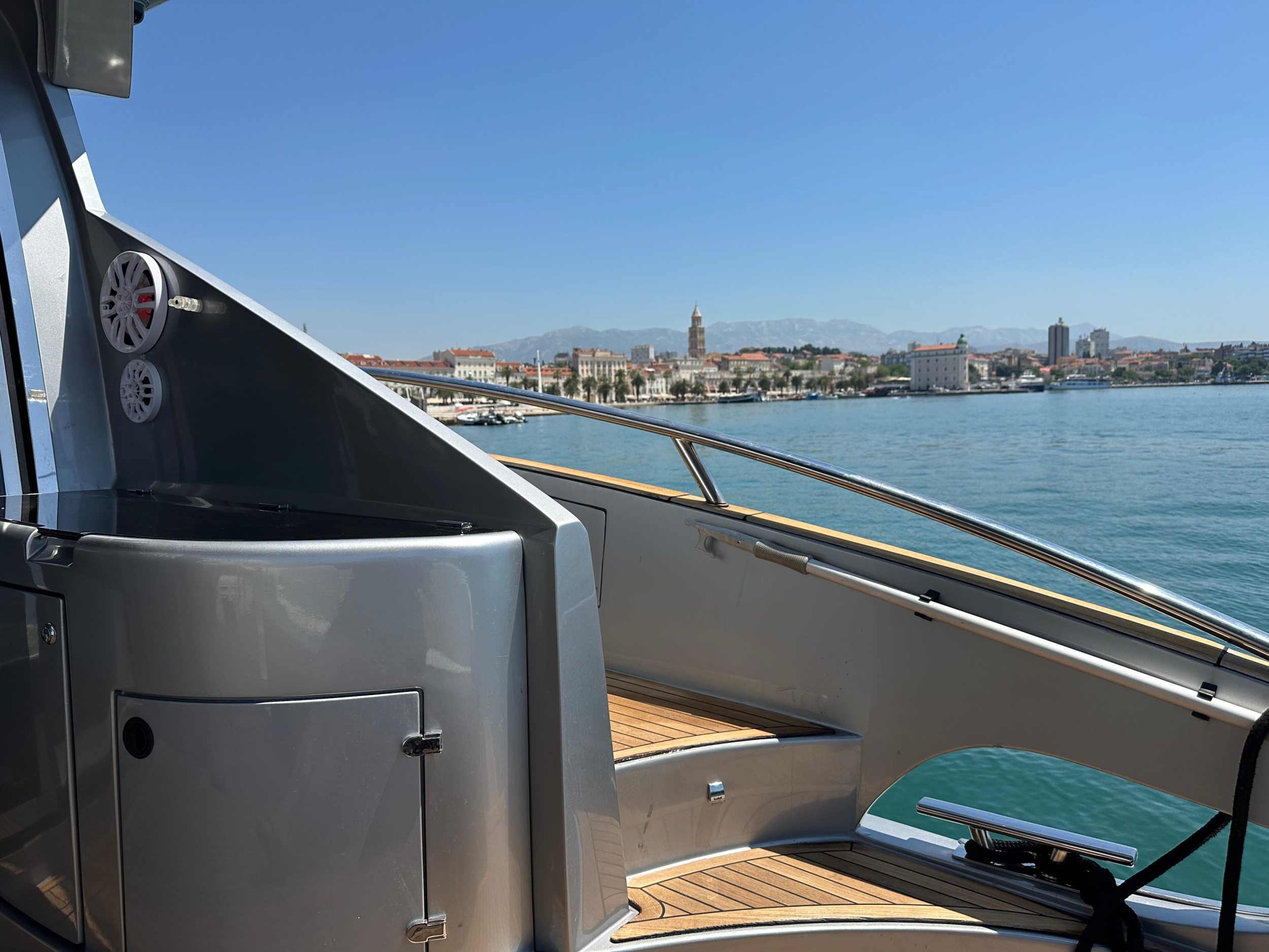 Pearl Sea 56 — photo 60