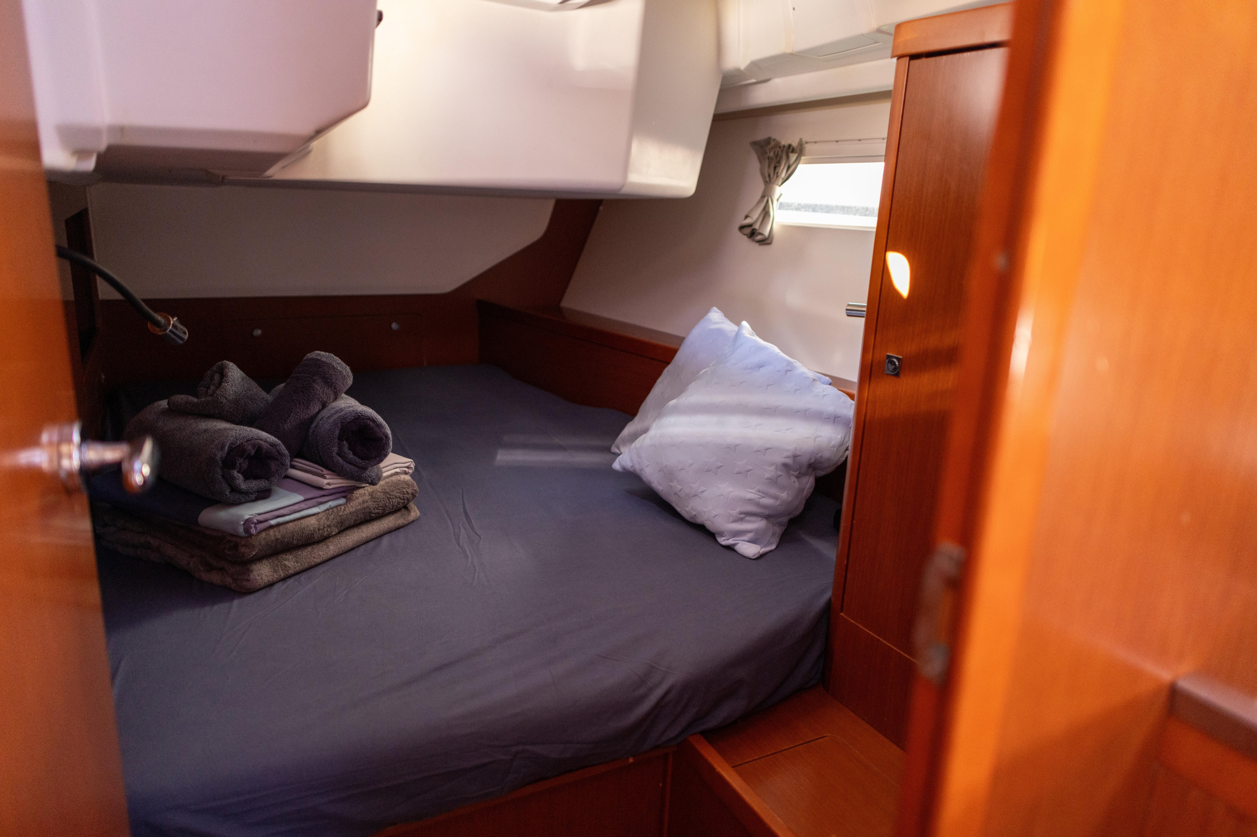 Oceanis 45 — photo 17