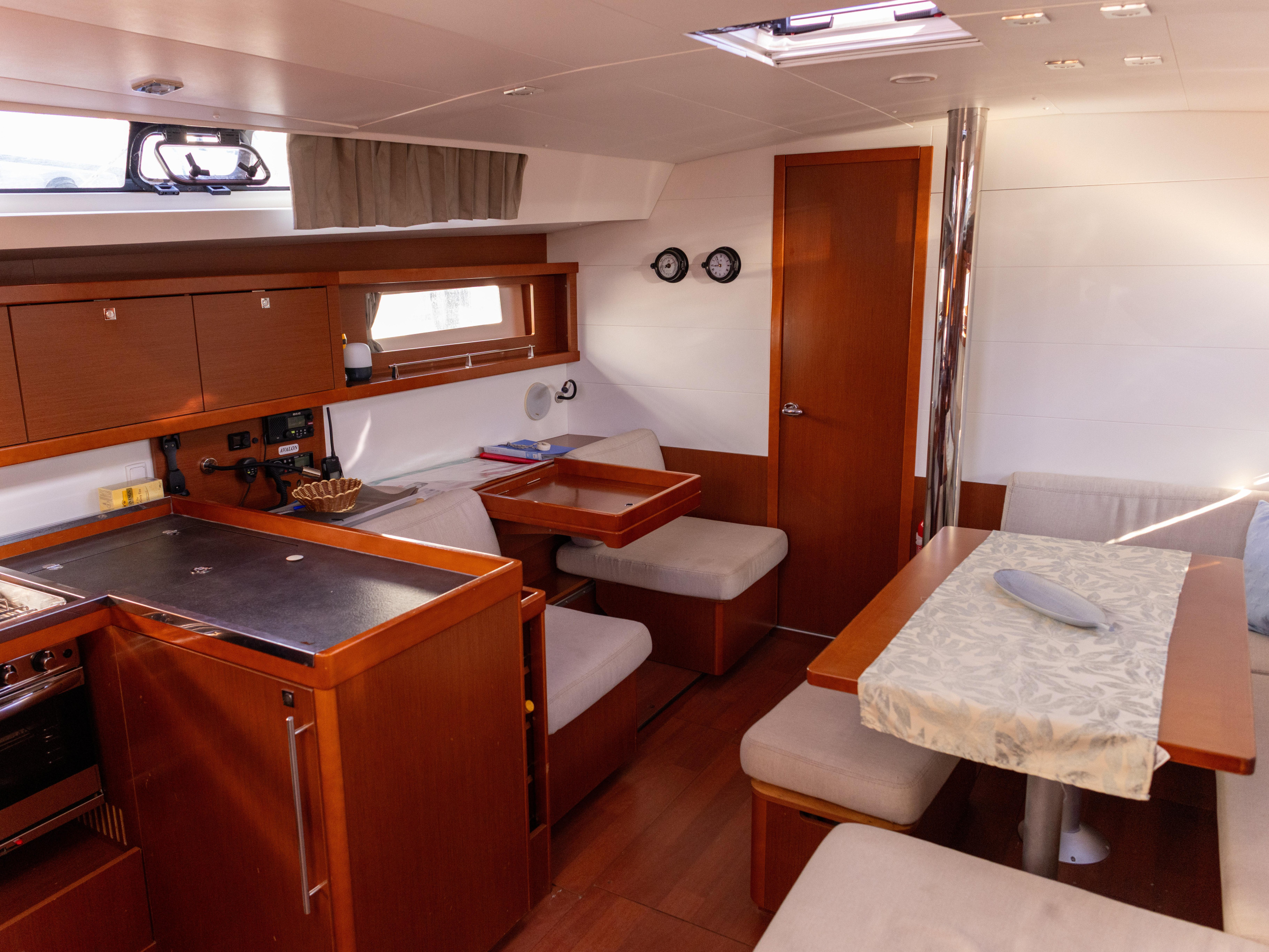 Oceanis 45 — photo 4
