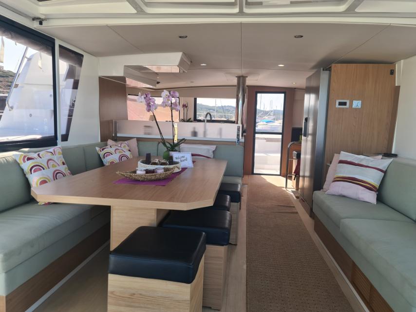 Bali 4.6 OPEN SPACE ( 7 cabins, SOUNTLESS, , SOLAR PANEL, 6 UNITS, WATERMAKER, DISHWASHER, BOTTLE WATER TO FREEZER, TV E — photo 6