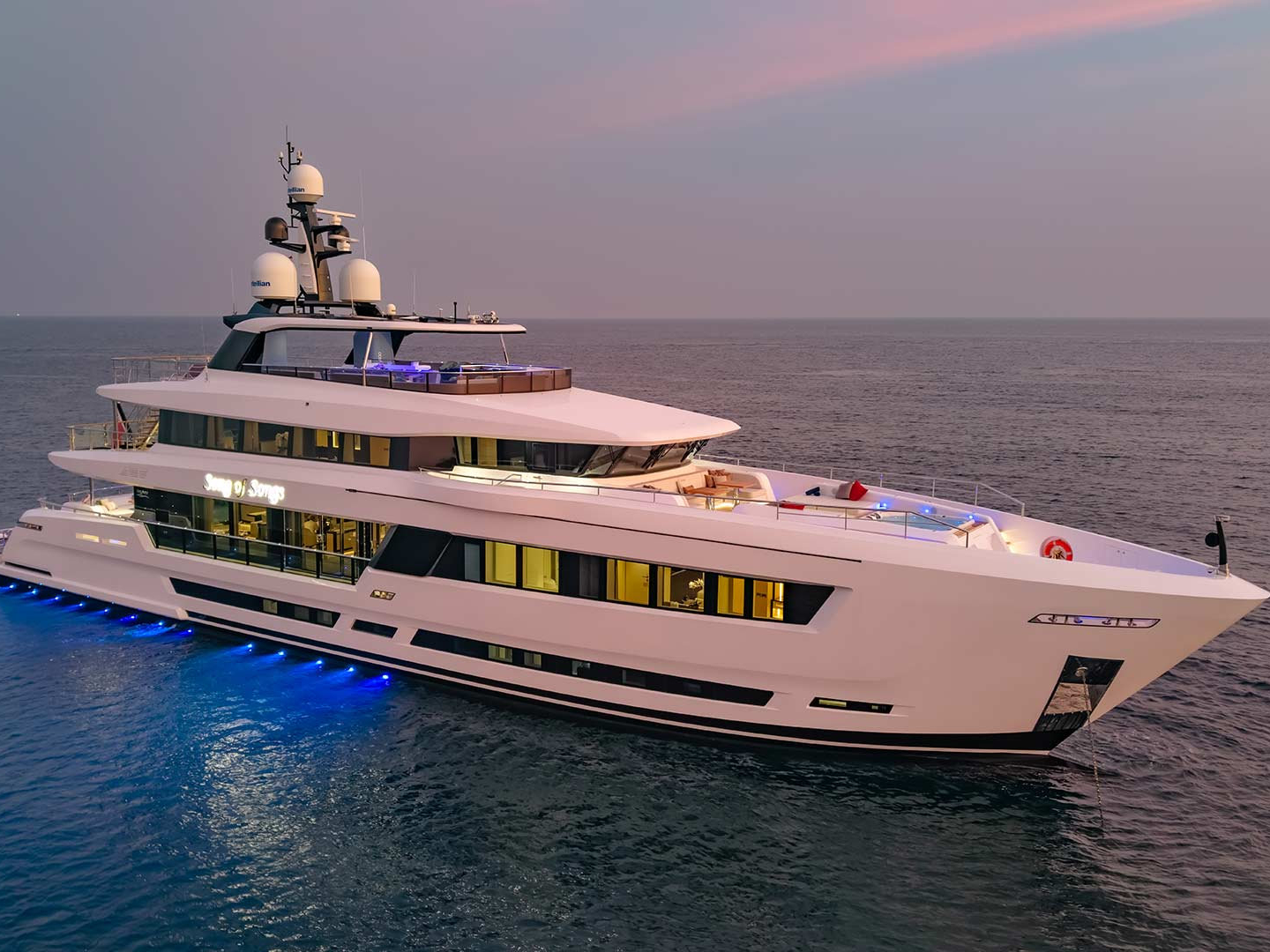Motoryacht Song of Songs — photo 1