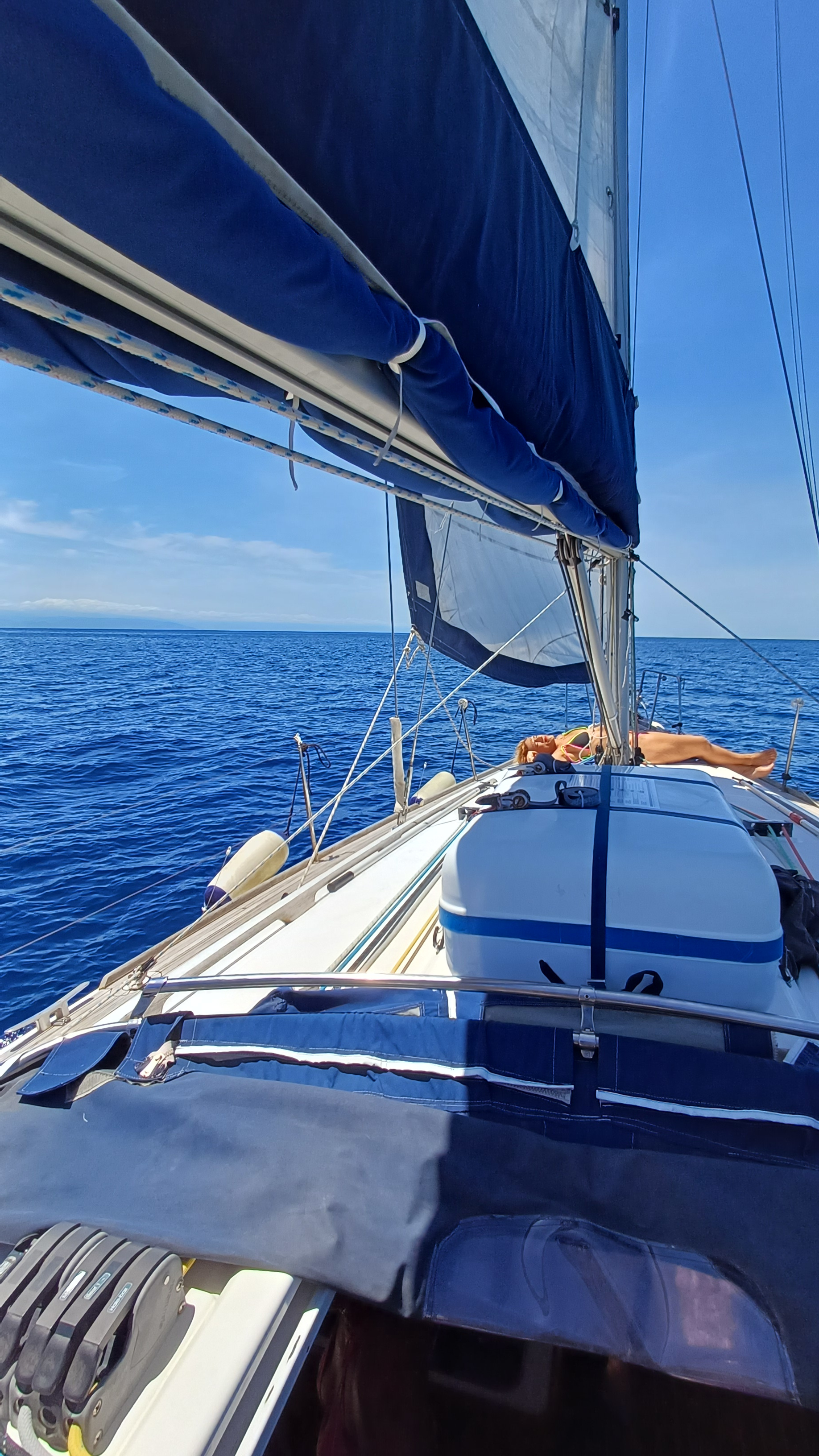 Dufour 40 Performance — photo 13