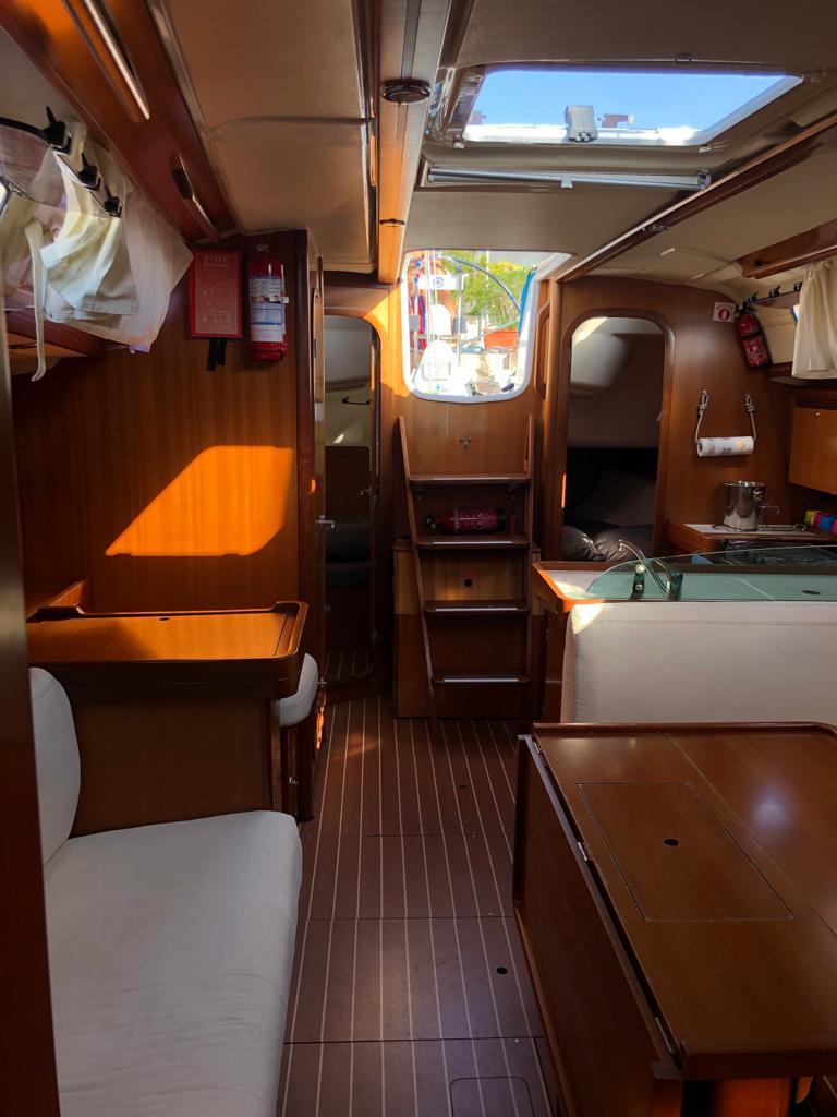 Dufour 40 Performance — photo 4