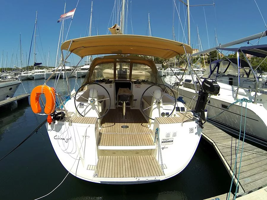 Dufour 375 GL (China girl)  - 2