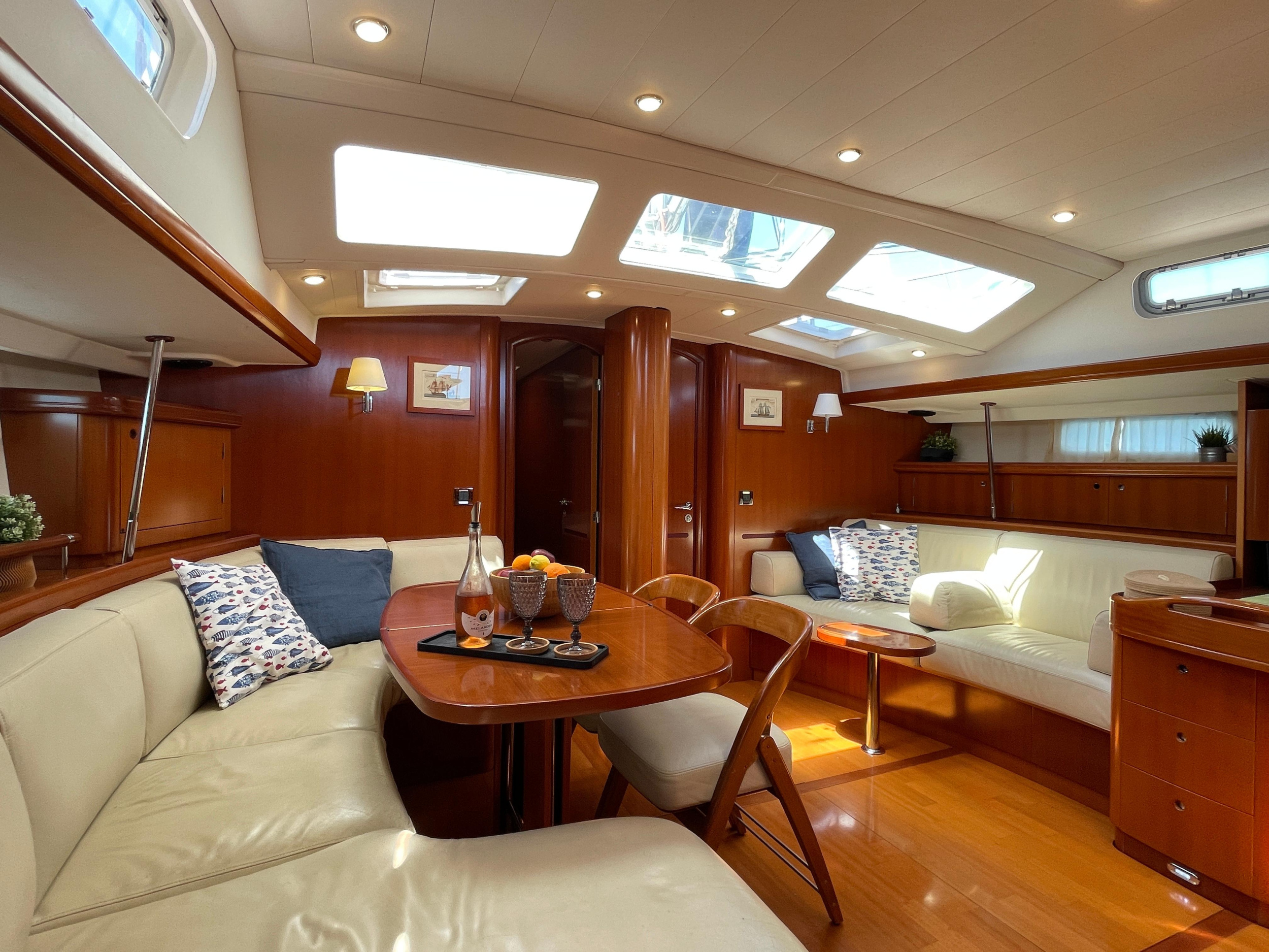 Beneteau 57 (Owner Version) — photo 3