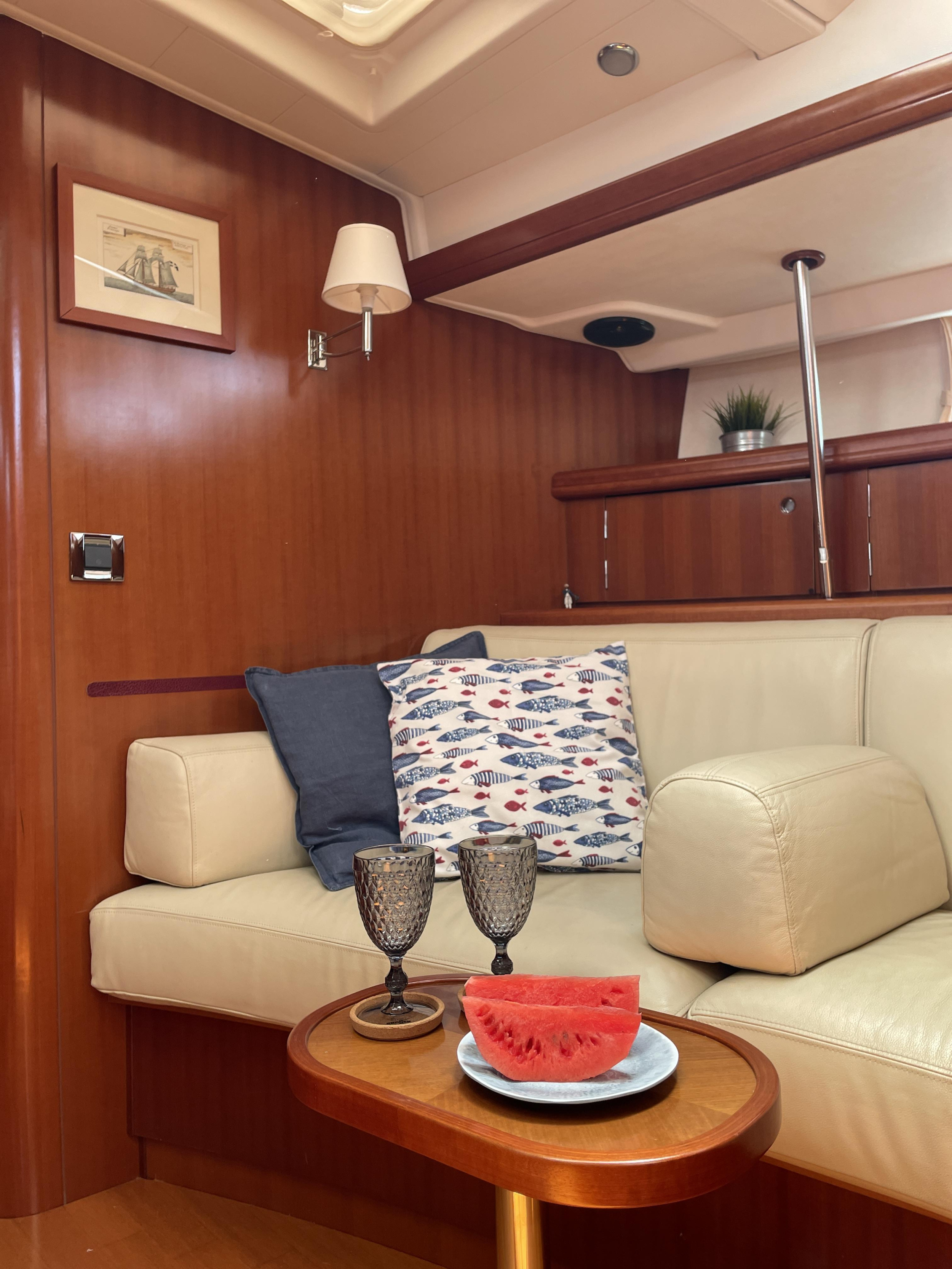 Beneteau 57 (Owner Version) — photo 8