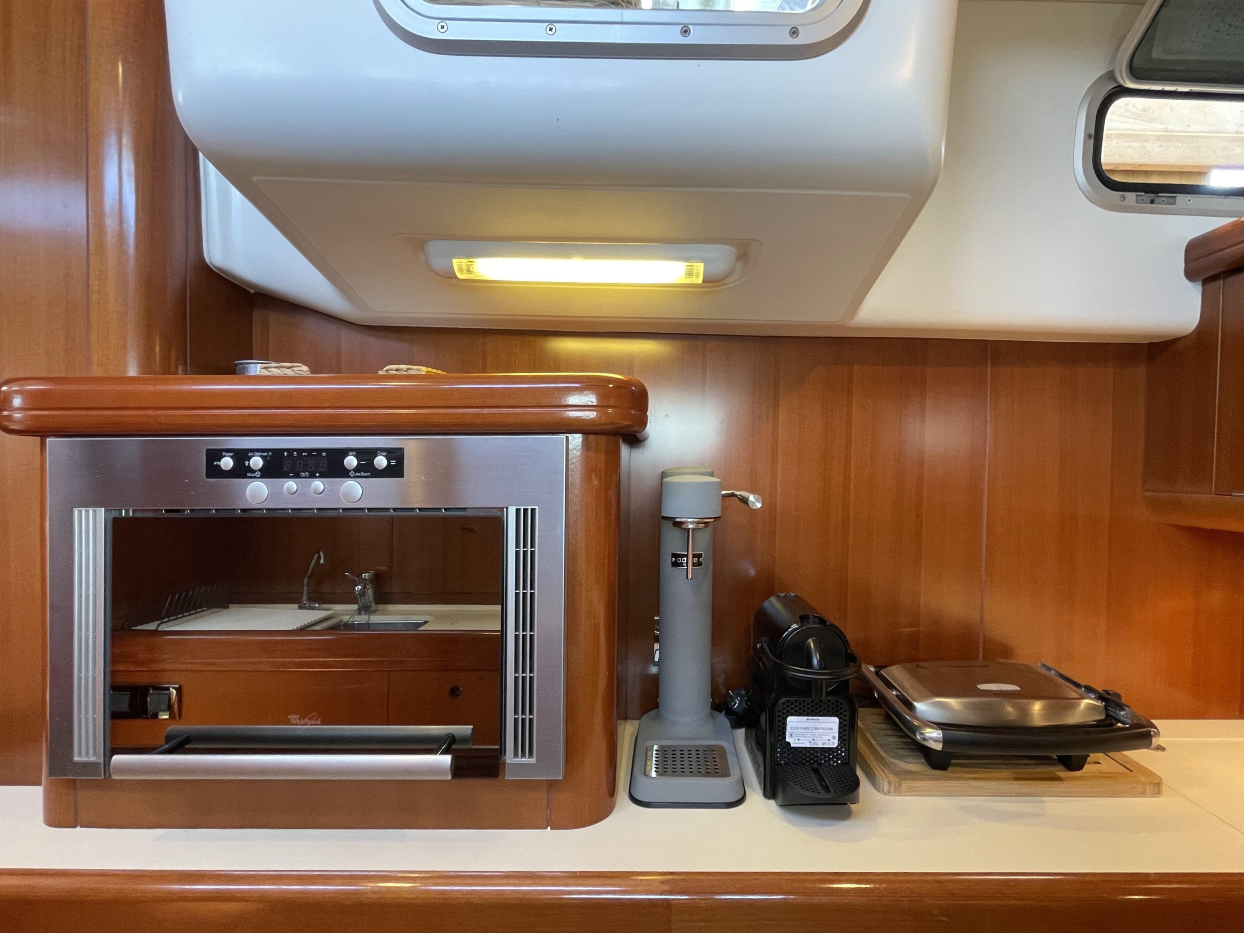 Beneteau 57 (Owner Version) — photo 5