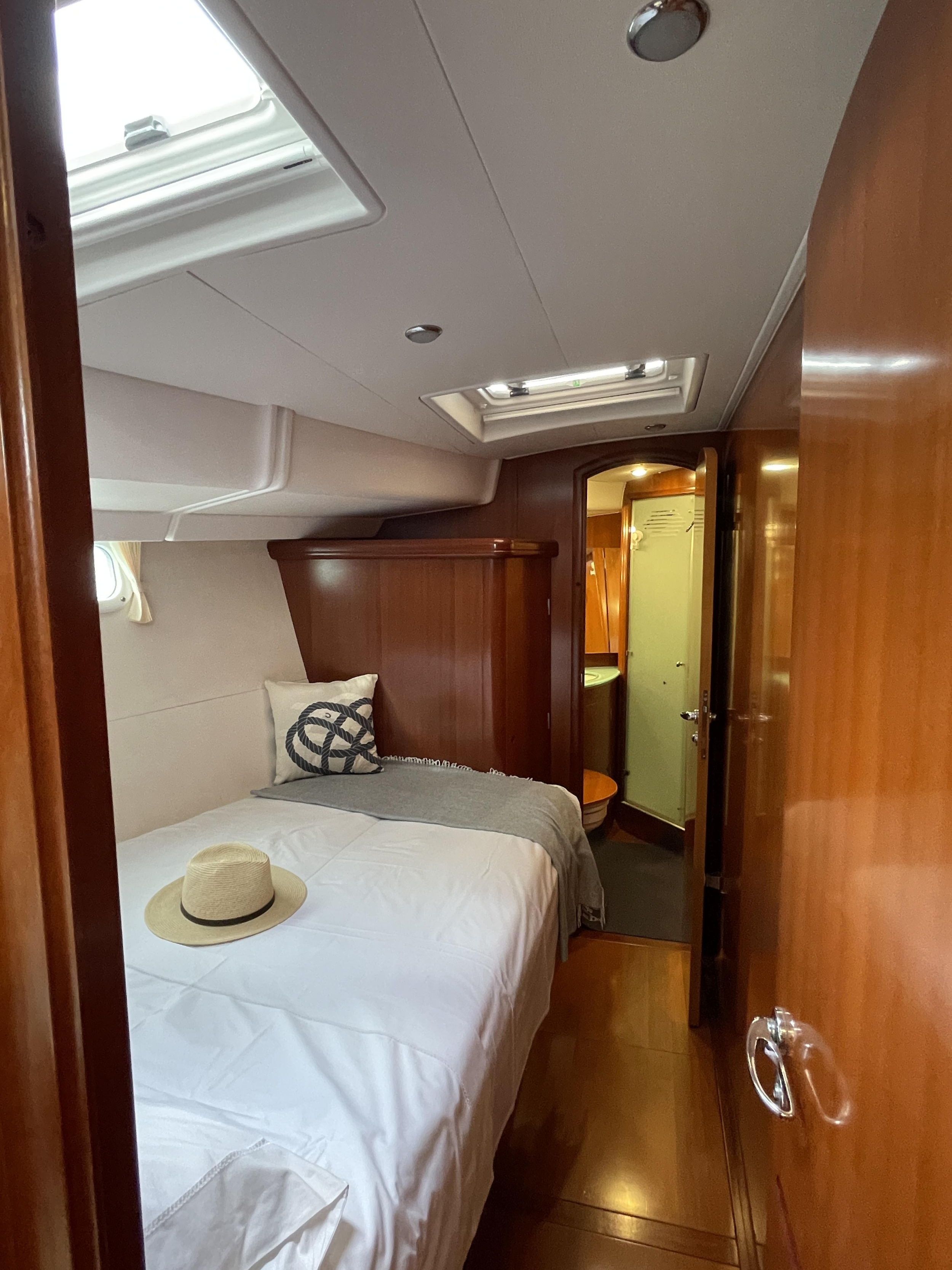 Beneteau 57 (Owner Version) — photo 27