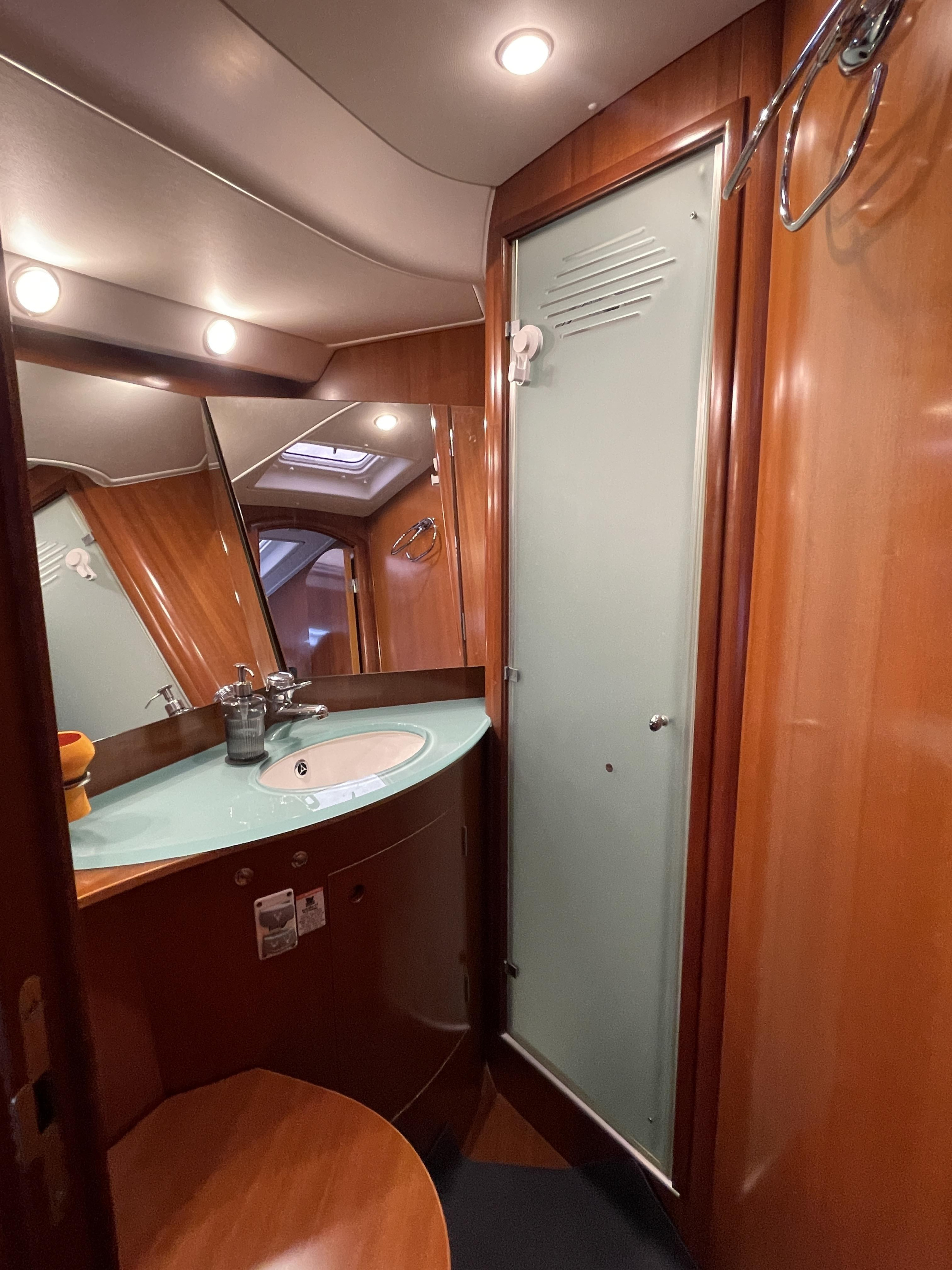 Beneteau 57 (Owner Version) — photo 13