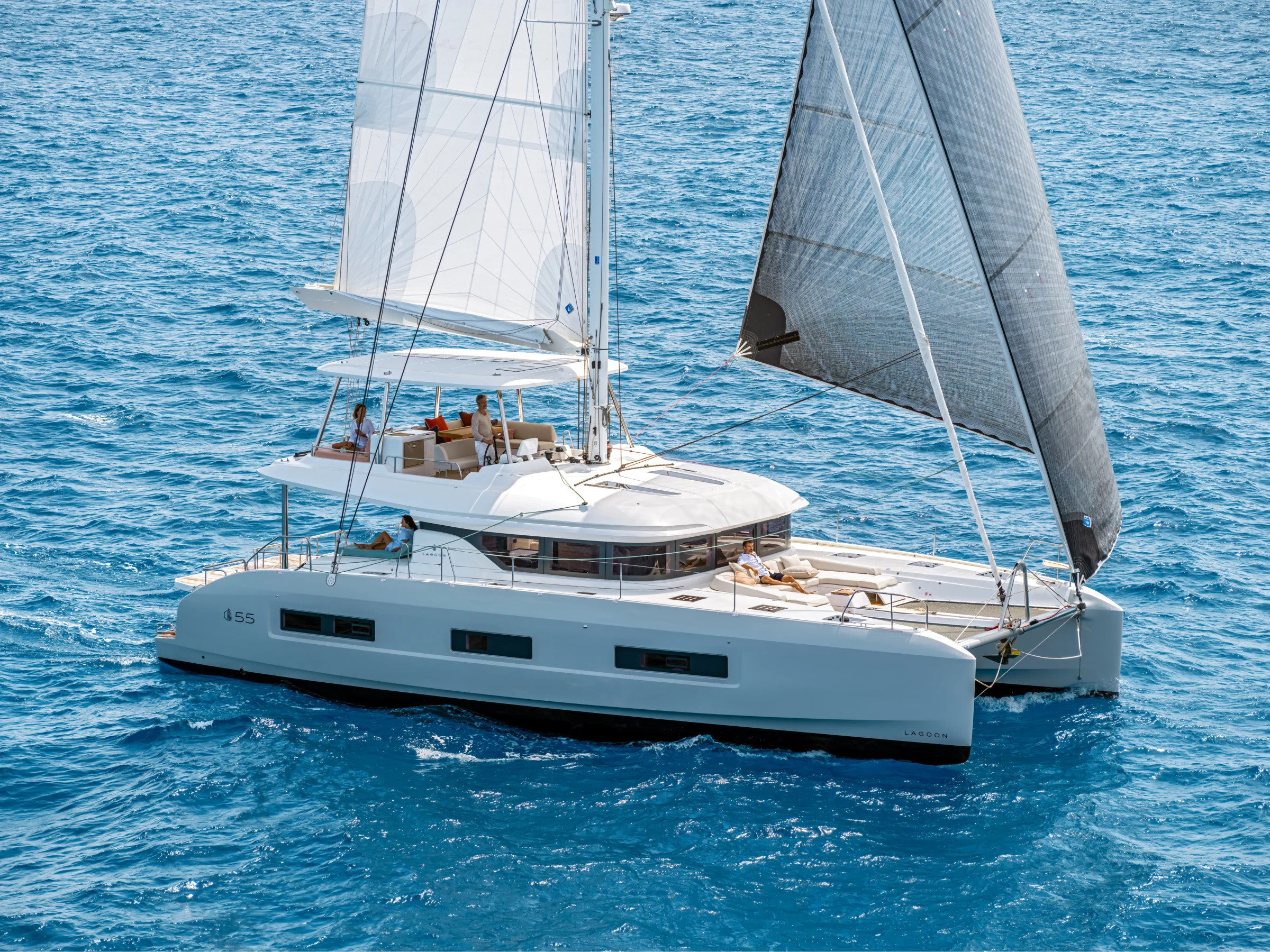 Lagoon 55 — photo 1