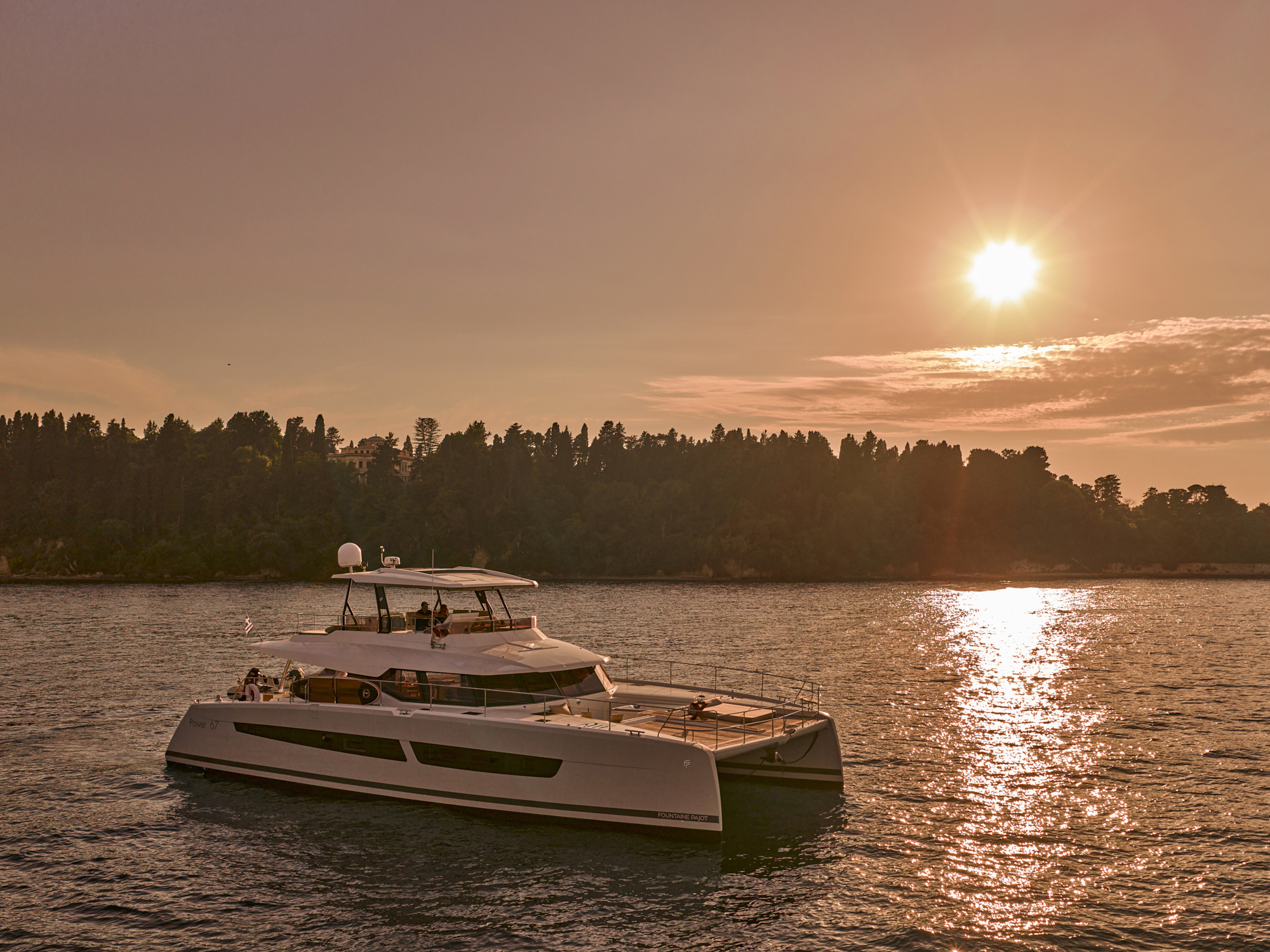 Fountaine Pajot Power Alegria 67 (5 cab) — photo 8