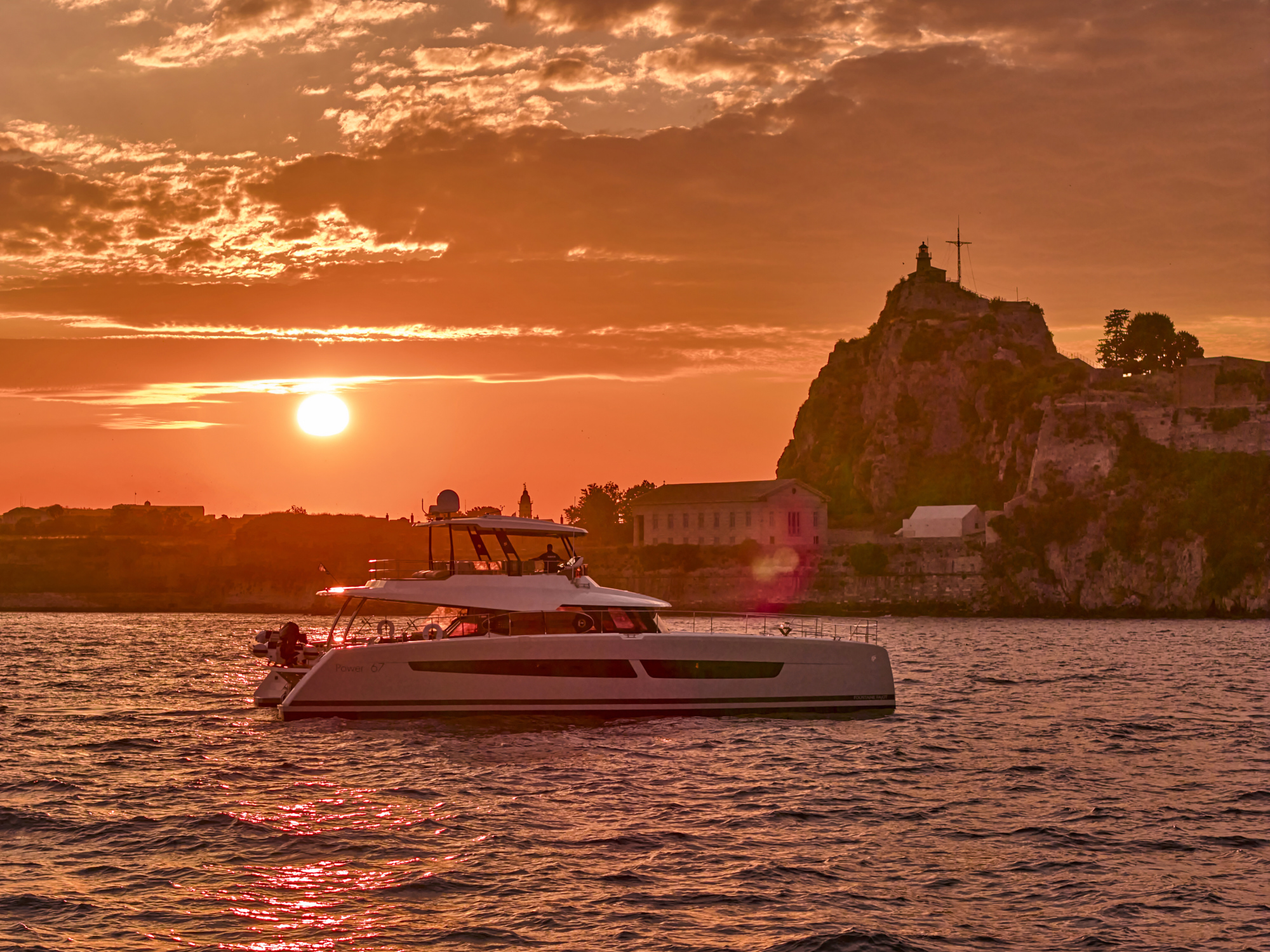 Fountaine Pajot Power Alegria 67 (5 cab) — photo 69