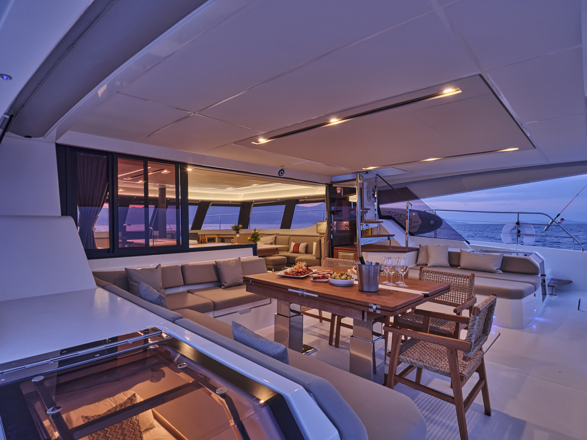 Fountaine Pajot Power Alegria 67 (5 cab) — photo 15