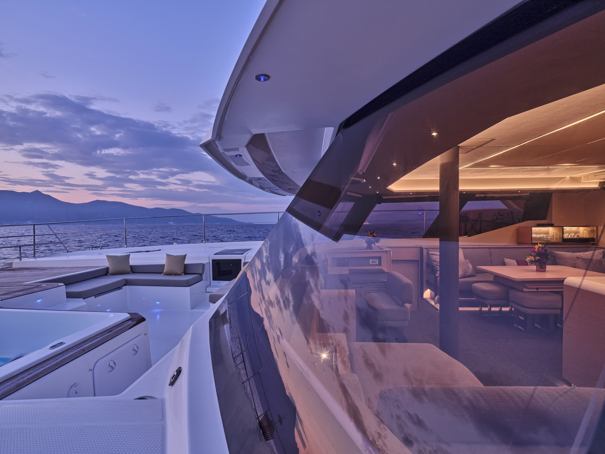 Fountaine Pajot Power Alegria 67 (5 cab) — photo 3