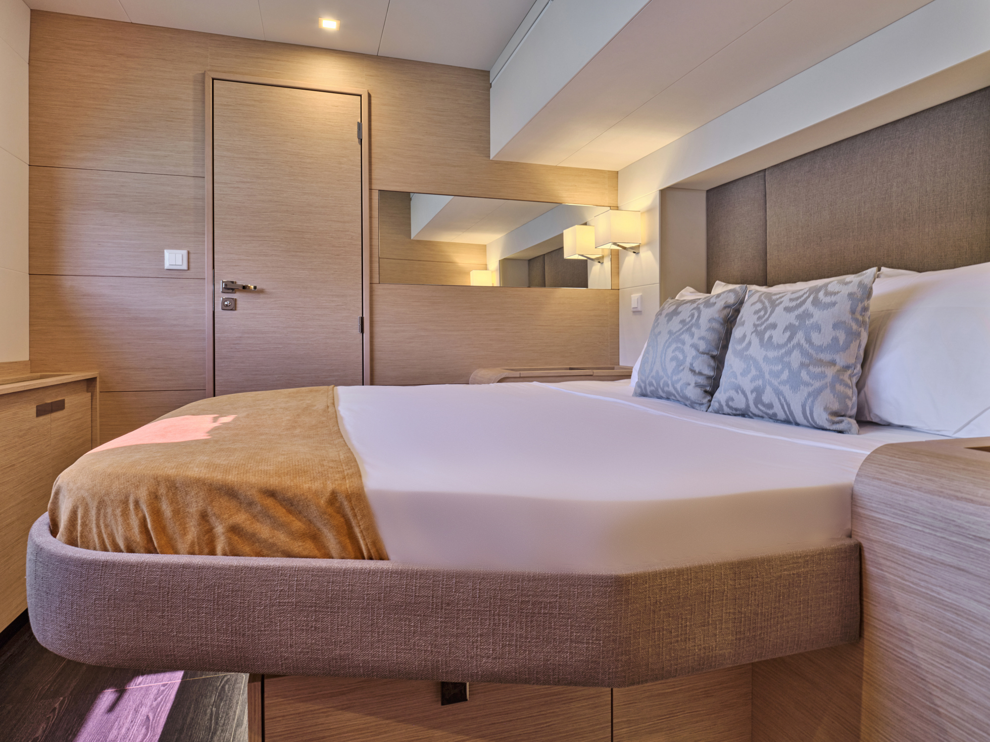 Fountaine Pajot Power Alegria 67 (5 cab) — photo 10