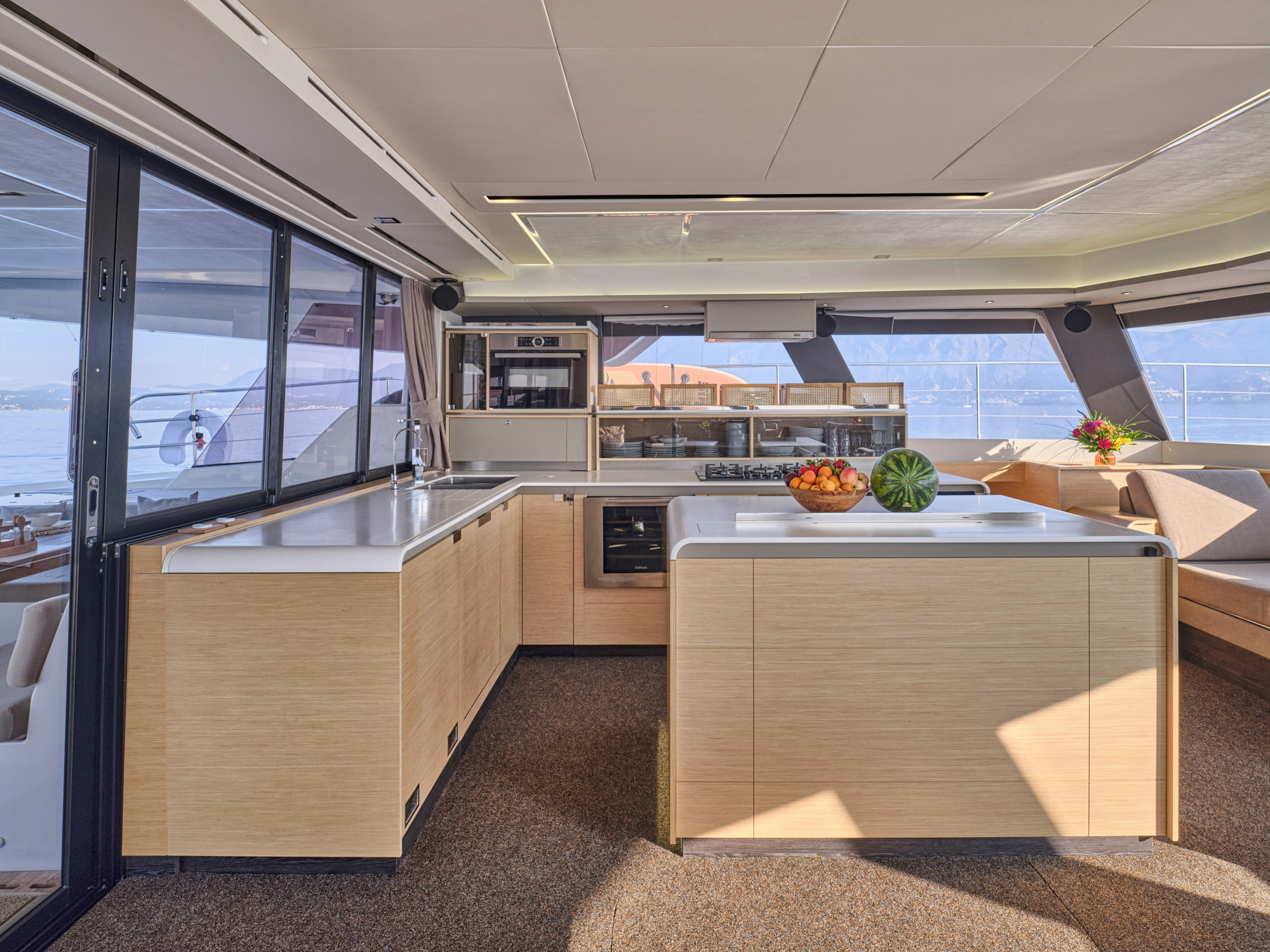 Fountaine Pajot Power Alegria 67 (5 cab) — photo 45