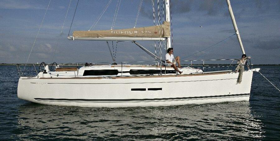 Photo #5 - DUFOUR 375 (CHIFOUMI) in Port du Crouesty - 26486