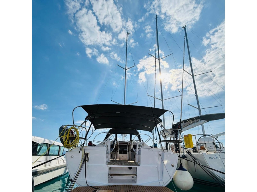 Main image - 0