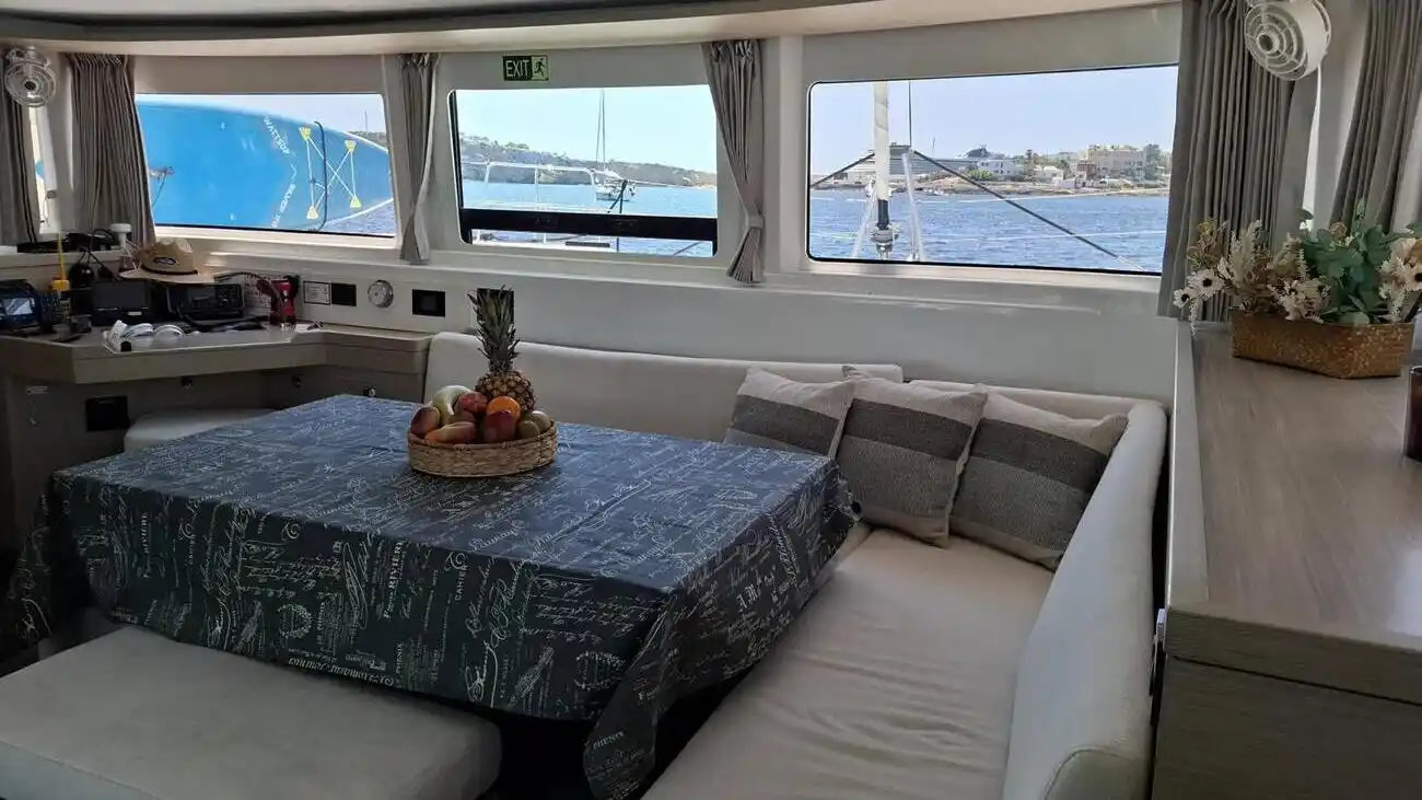 Lagoon 46 — photo 10